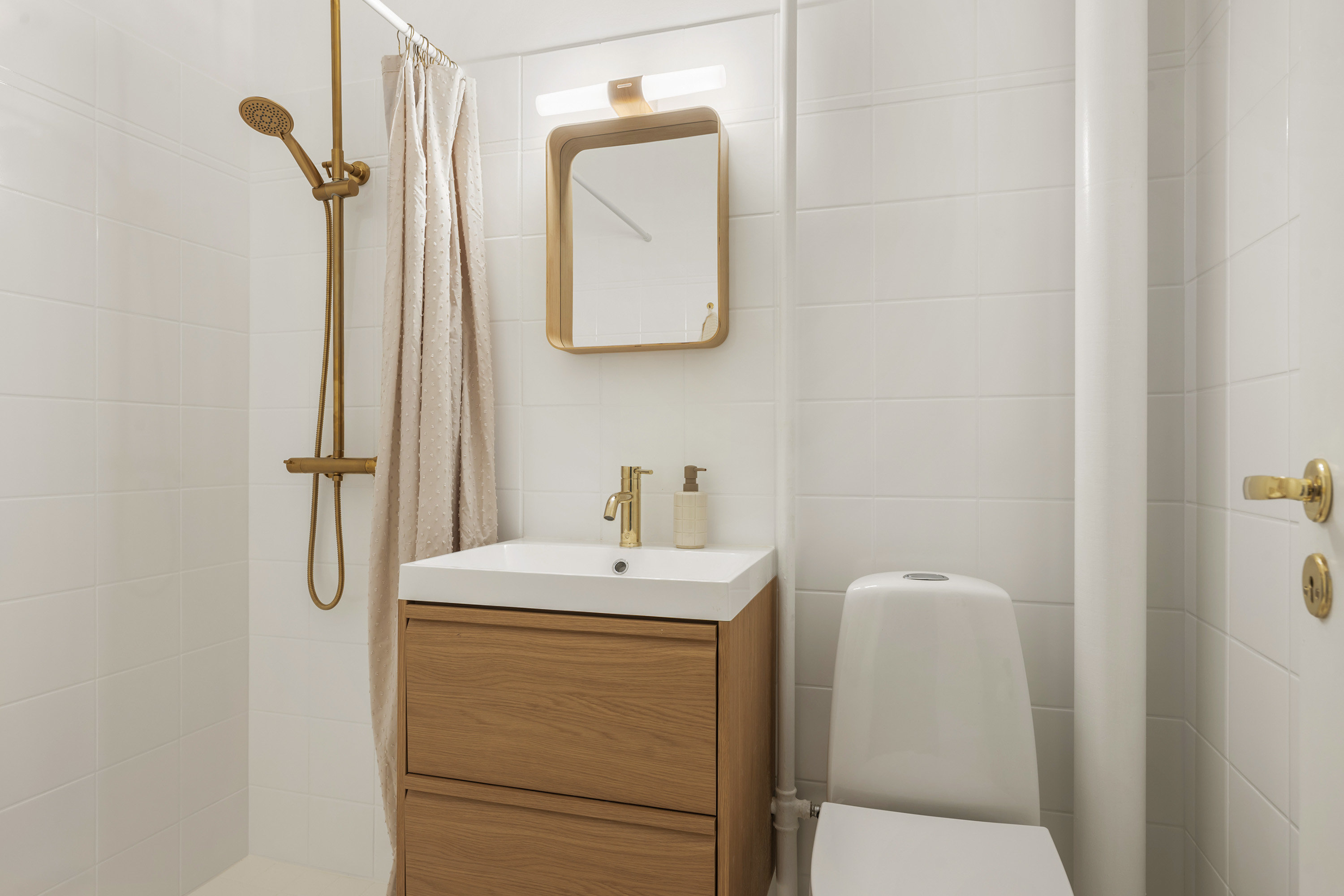 Fremhævet badeværelse billede i fuldskærmstilstand. Billede af Sofievej 11, st.. th., 2840 Holte