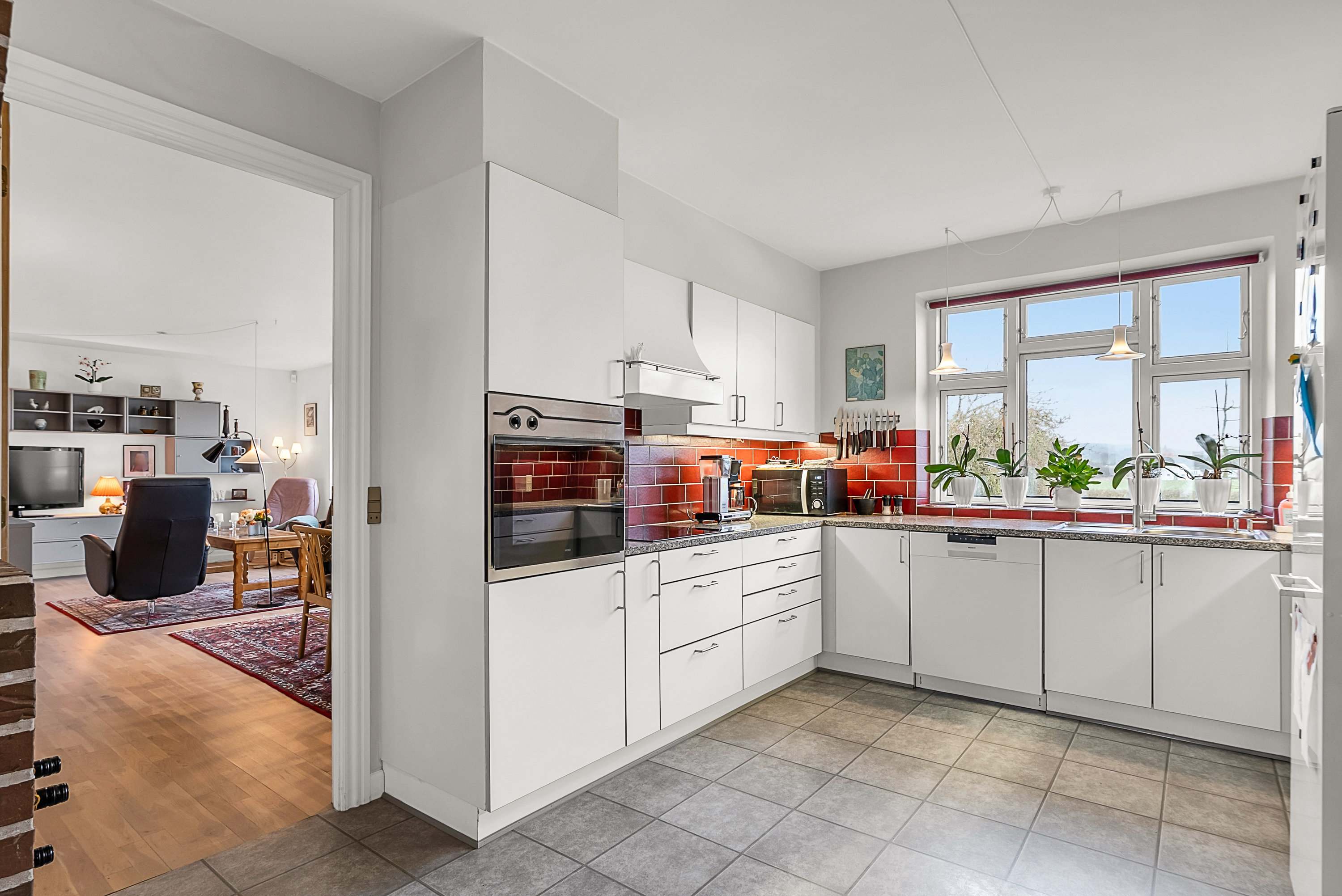 Fremhævet køkken billede i fuldskærmstilstand. Billede af Toftevej 10, V Hæsinge, 5672 Broby