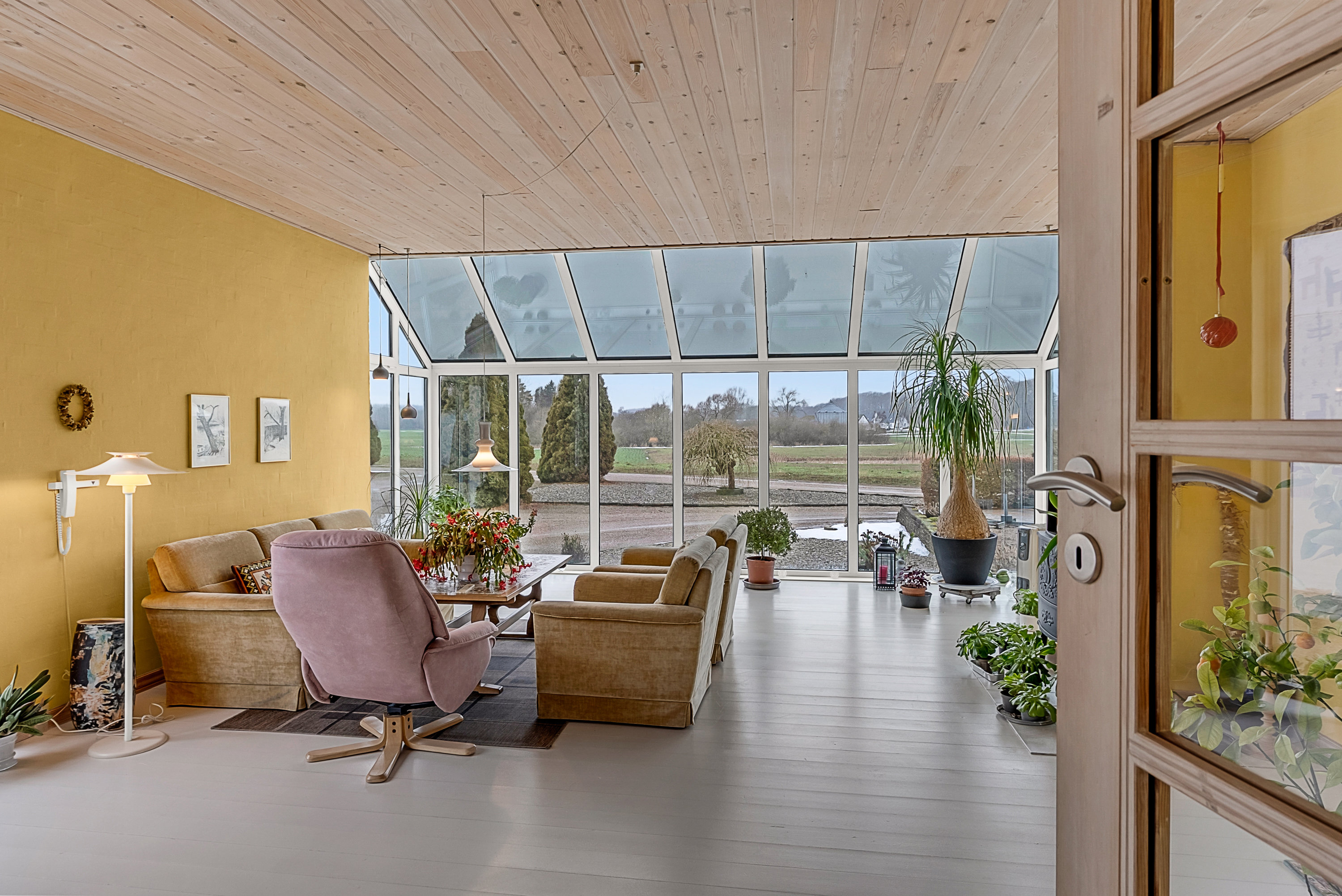 Fremhævet stue billede i fuldskærmstilstand. Billede af Toftevej 10, V Hæsinge, 5672 Broby