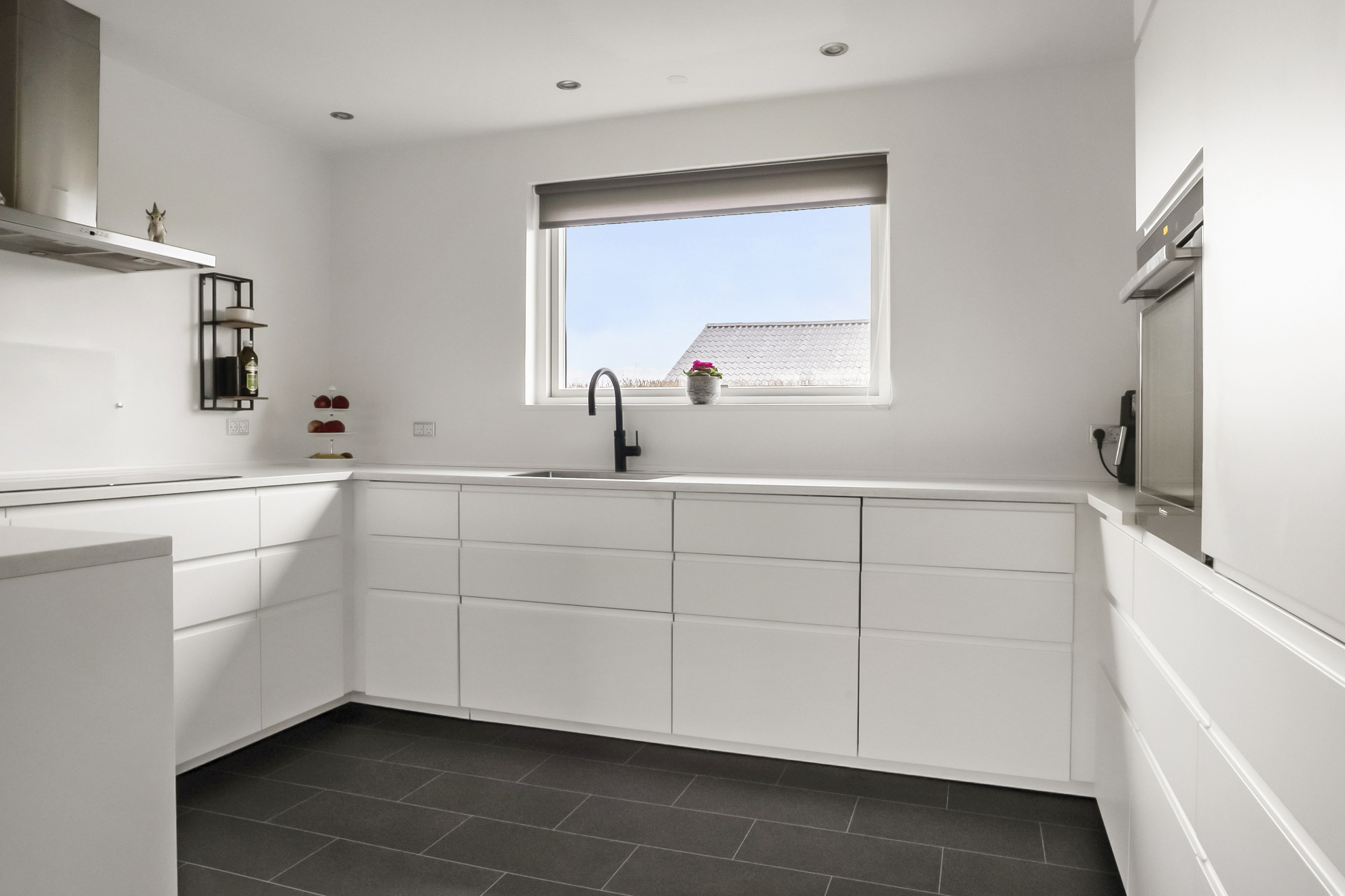 Fremhævet køkken billede i fuldskærmstilstand. Billede af Bechsmindevej 12, 8700 Horsens