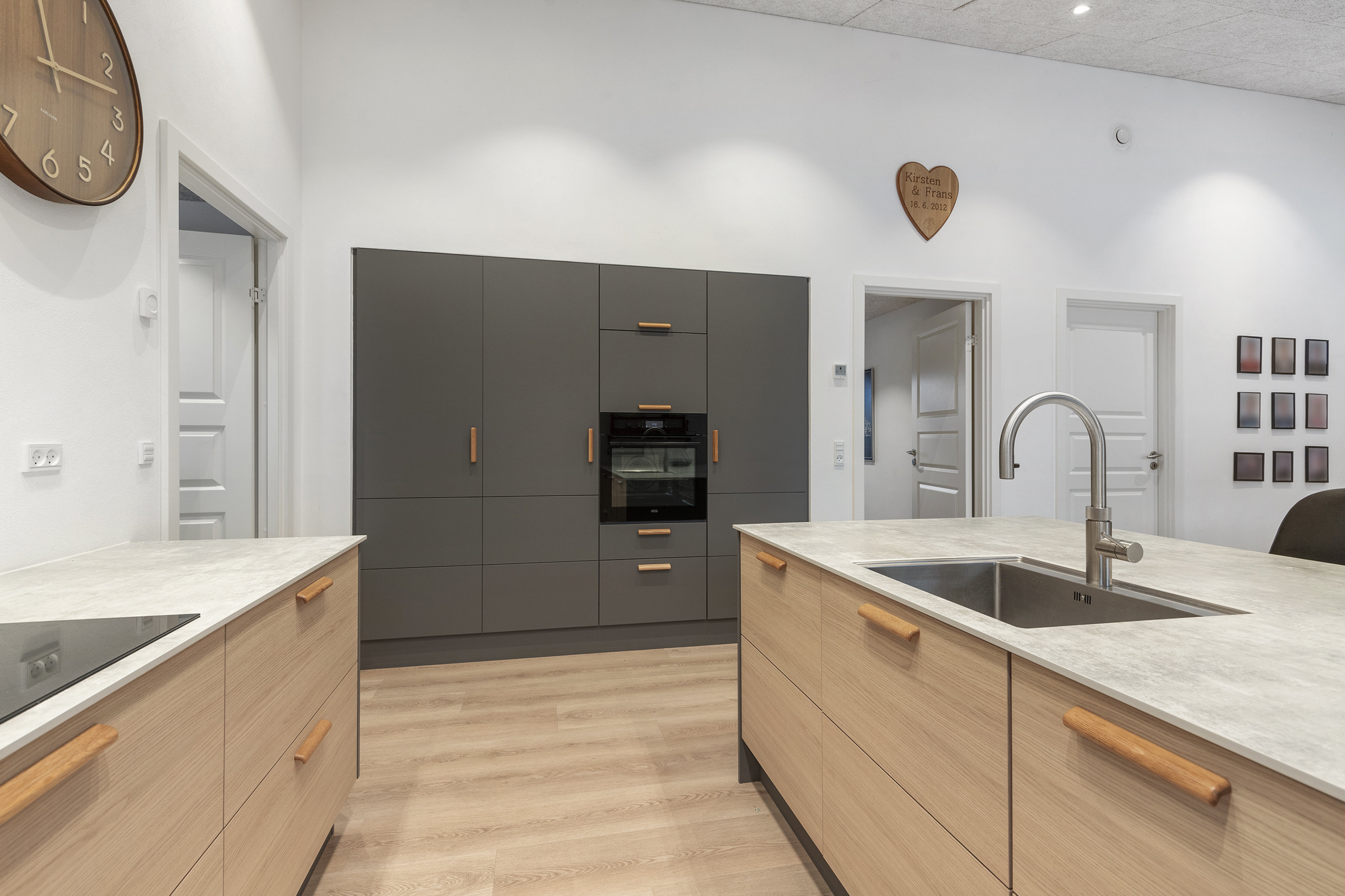 Fremhævet køkken billede i fuldskærmstilstand. Billede af Rugmarken 100, 9690 Fjerritslev