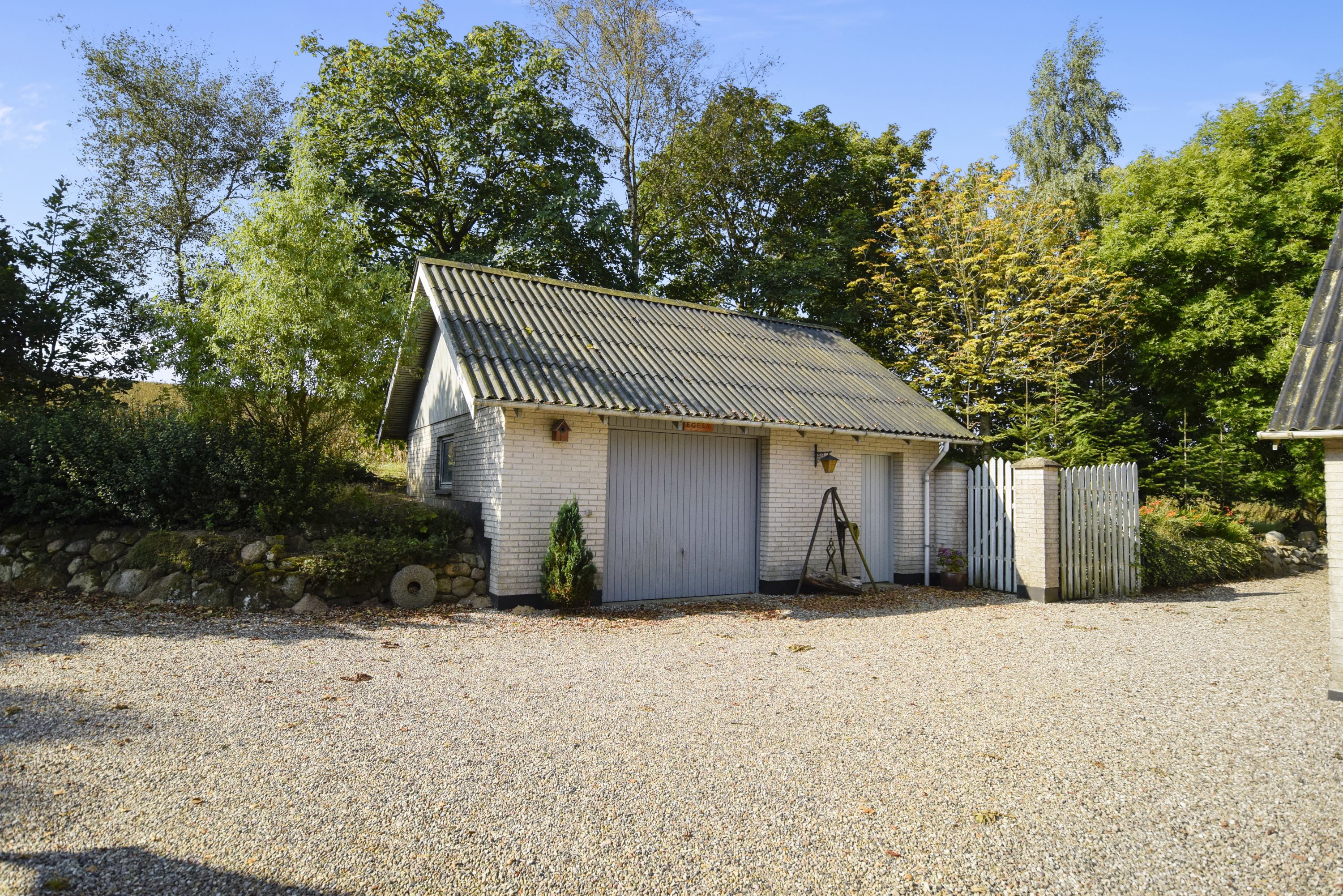 Fremhævet garage billede i fuldskærmstilstand. Billede af Horsensvej 58, Tebstrup, 8660 Skanderborg