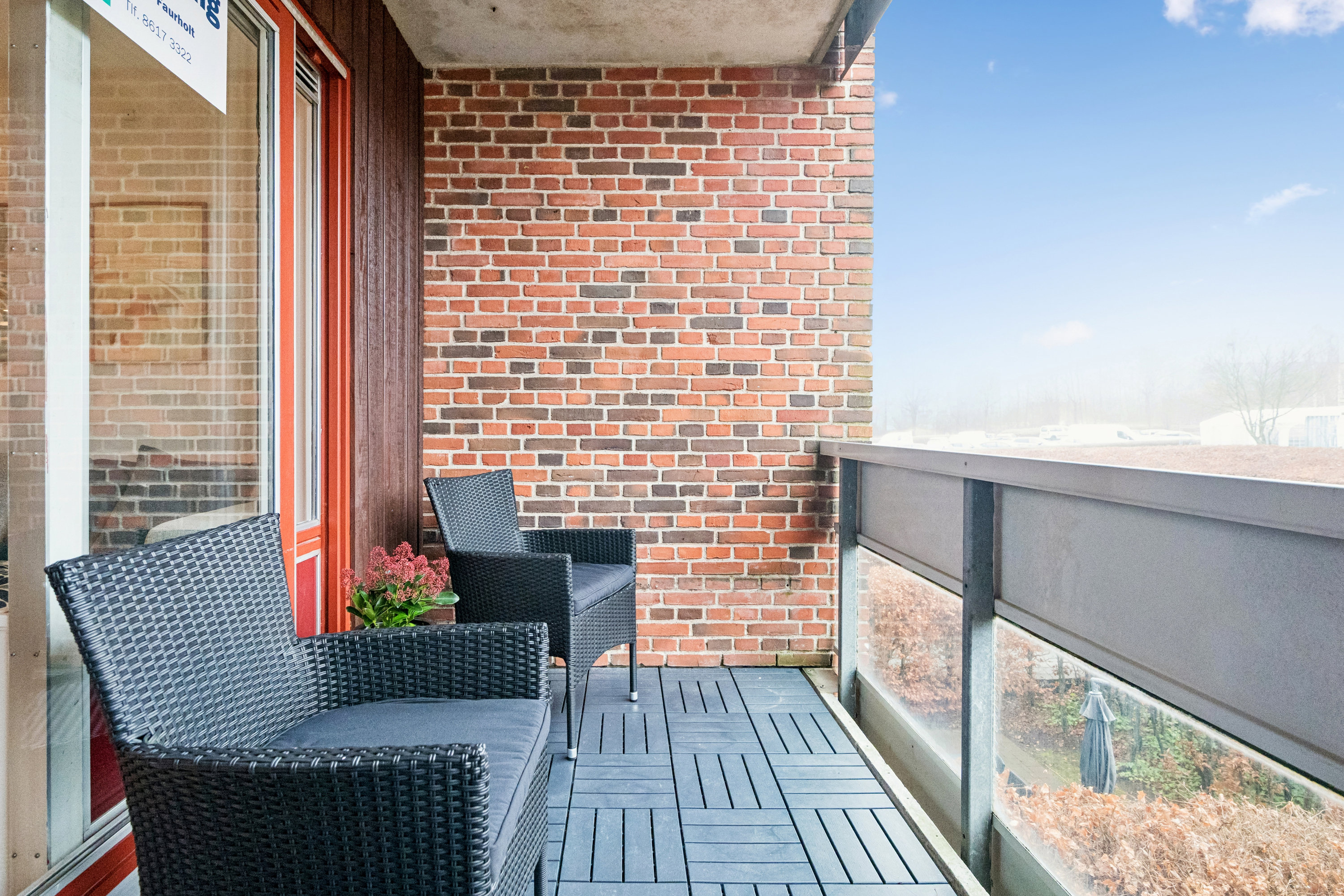 Fremhævet altan billede i fuldskærmstilstand. Billede af Skejbygårdsvej 8, 1. 812., 8240 Risskov