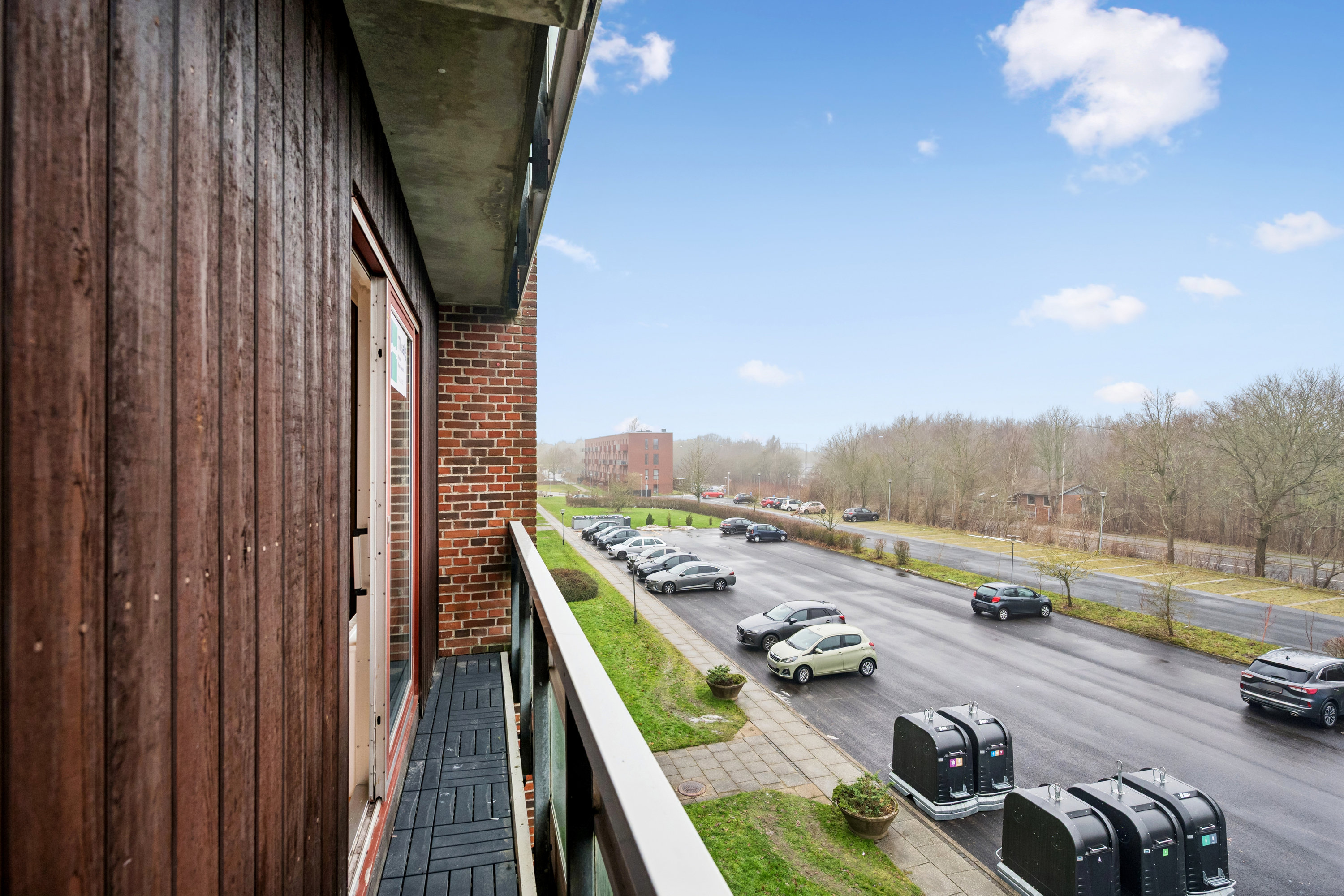 Fremhævet altan billede i fuldskærmstilstand. Billede af Skejbygårdsvej 8, 1. 812., 8240 Risskov