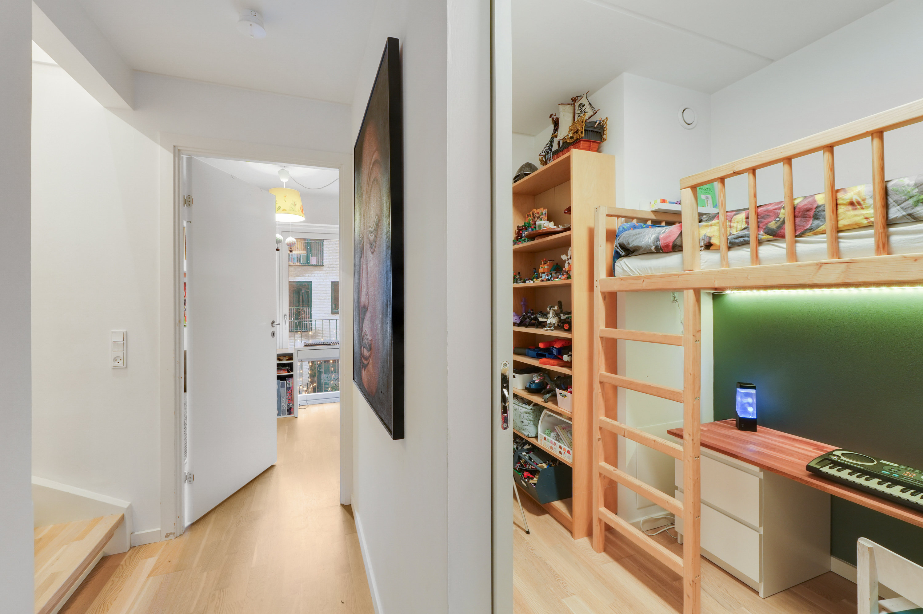 Fremhævet andet billede i fuldskærmstilstand. Billede af Doris Lessings Vej 21F, 2300 København S