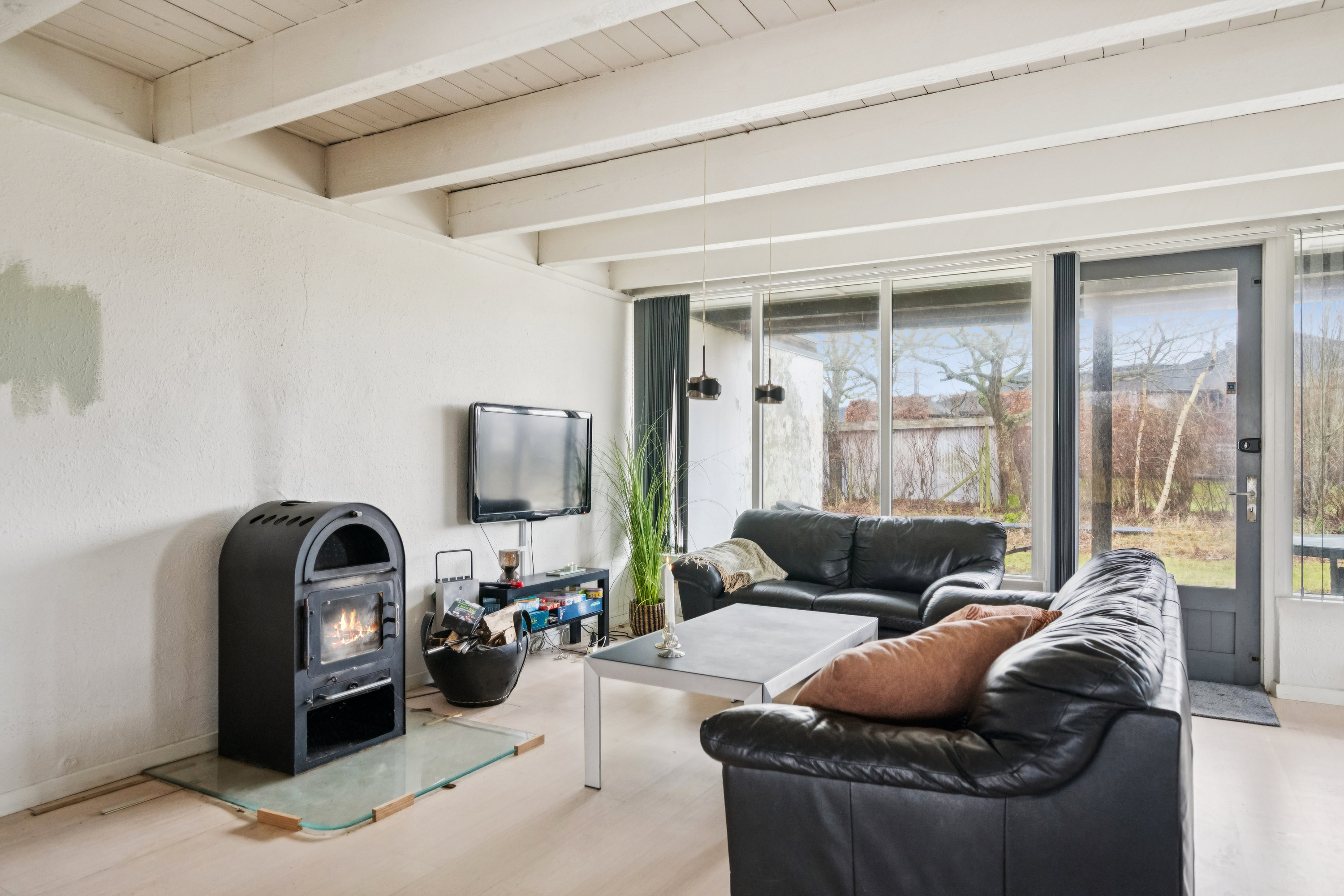 Miniaturebillede 2: stue. Billede af Solovej 17, Ahl, 8400 Ebeltoft