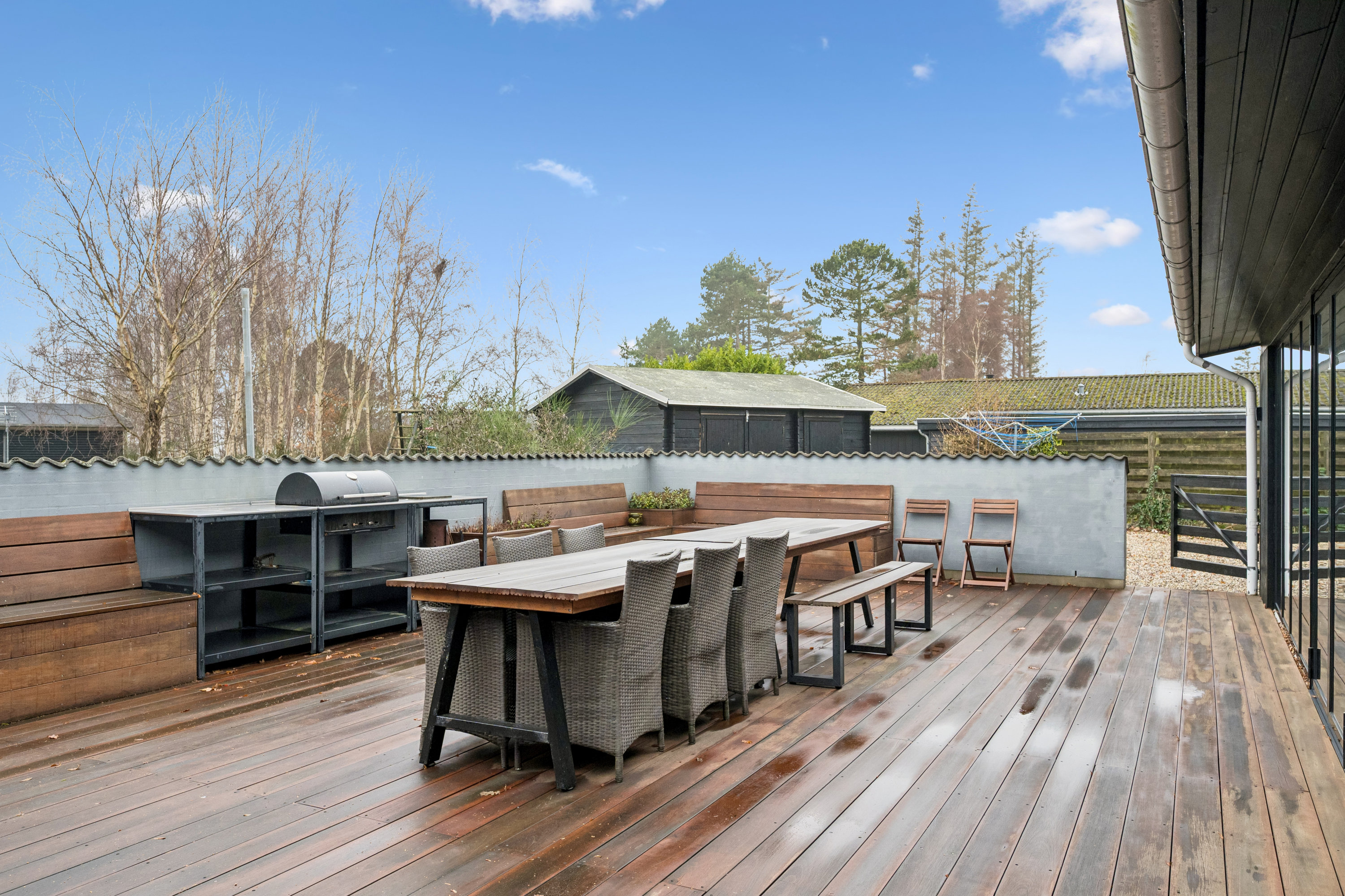 Fremhævet terrasse billede i fuldskærmstilstand. Billede af Skødshovedgård 39, Skødshoved Strand, 8420 Knebel