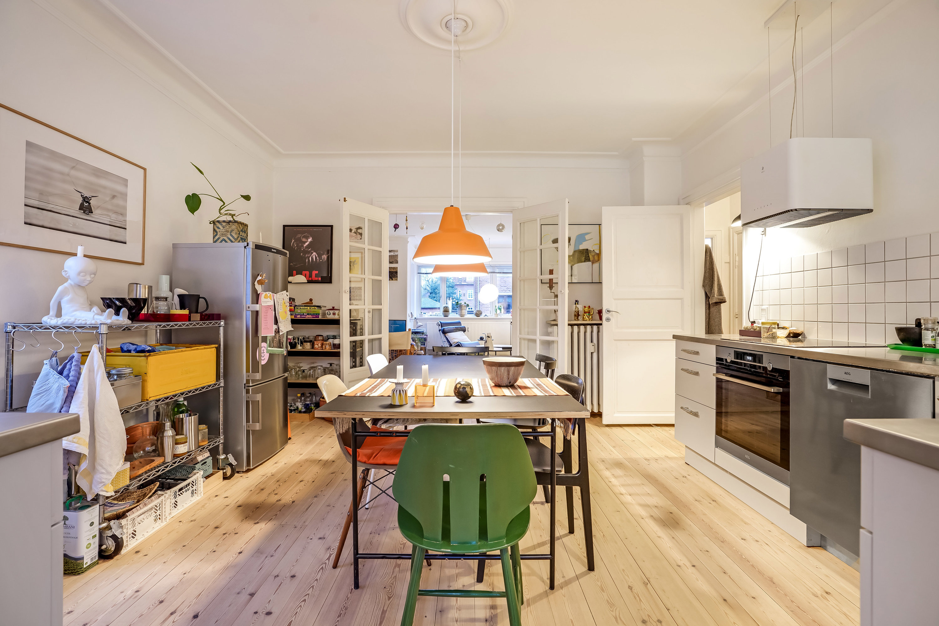 Fremhævet stue billede i fuldskærmstilstand. Billede af J.C. La Cours Vej 6, st.., 5000 Odense C