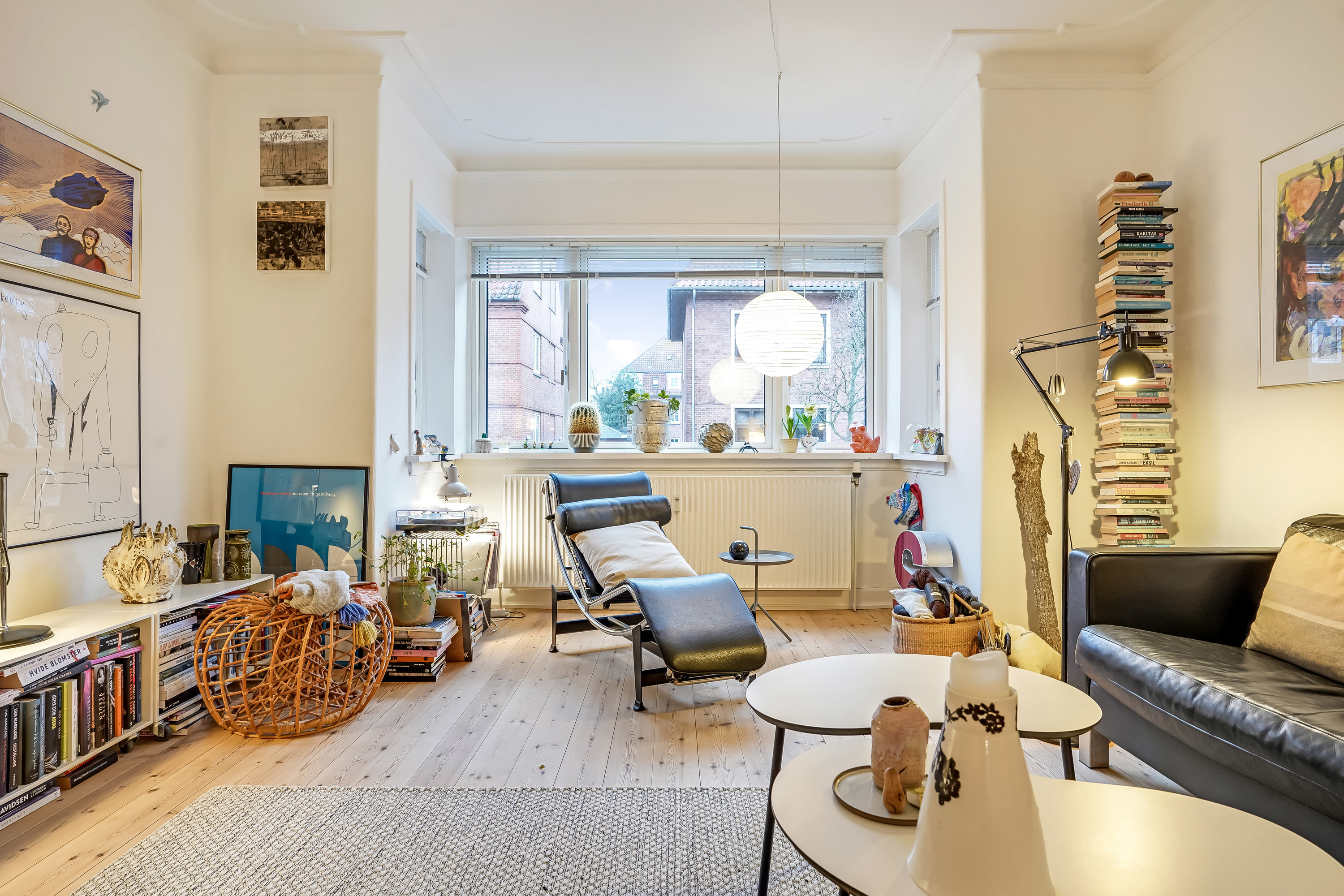 Fremhævet stue billede i fuldskærmstilstand. Billede af J.C. La Cours Vej 6, st.., 5000 Odense C