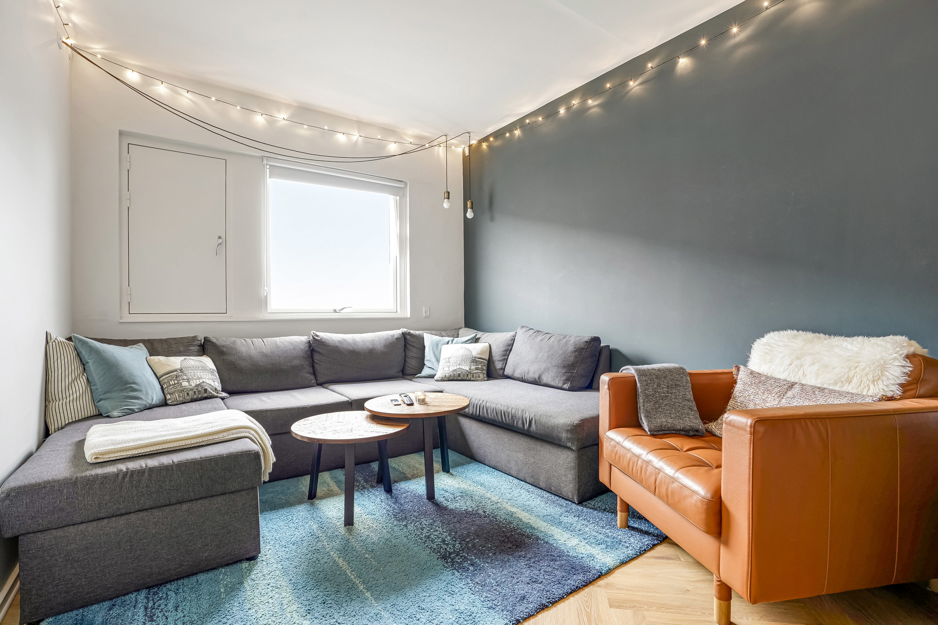 Fremhævet stue billede i fuldskærmstilstand. Billede af Filosofgangen 86, st.. tv., 5000 Odense C