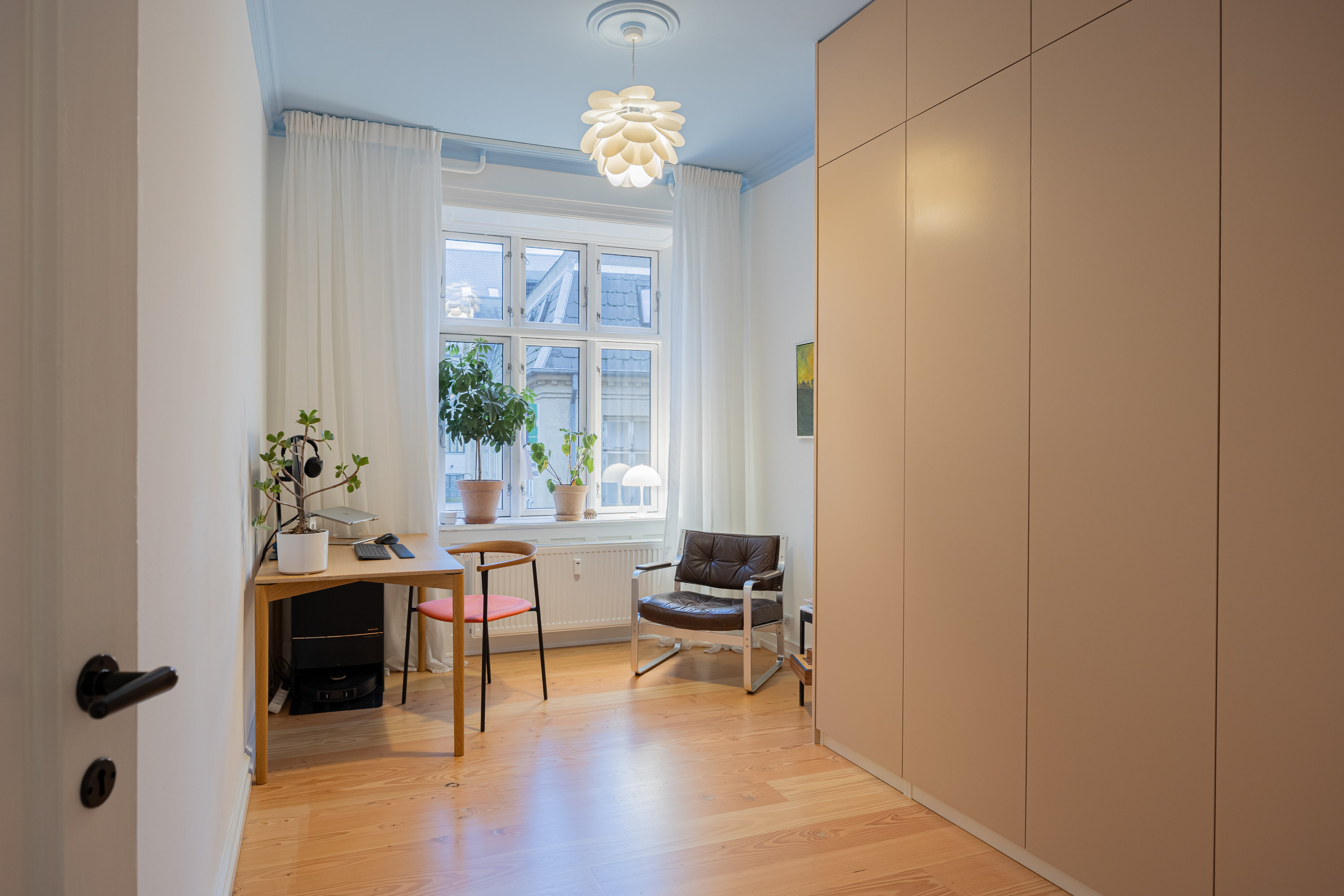 Fremhævet arbejdsværelse billede i fuldskærmstilstand. Billede af Kapelvej 46, 1. tv., 2200 København N