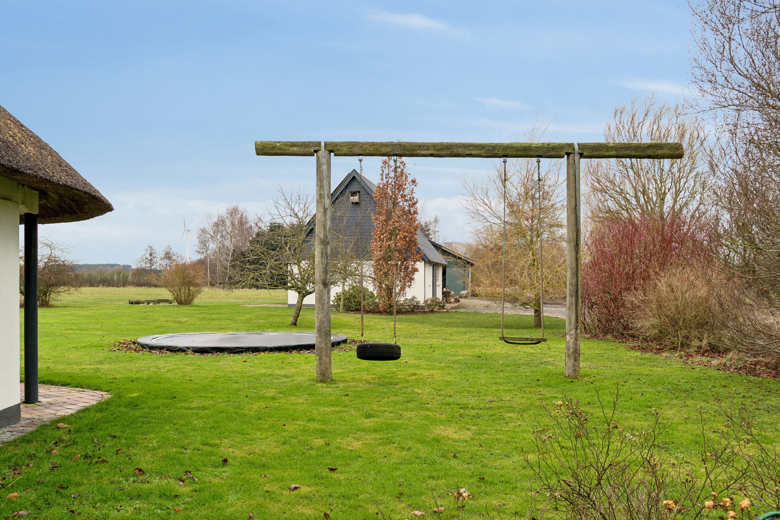 Fremhævet set fra haven billede i fuldskærmstilstand. Billede af Malmose 11, Kissendrup, 5540 Ullerslev