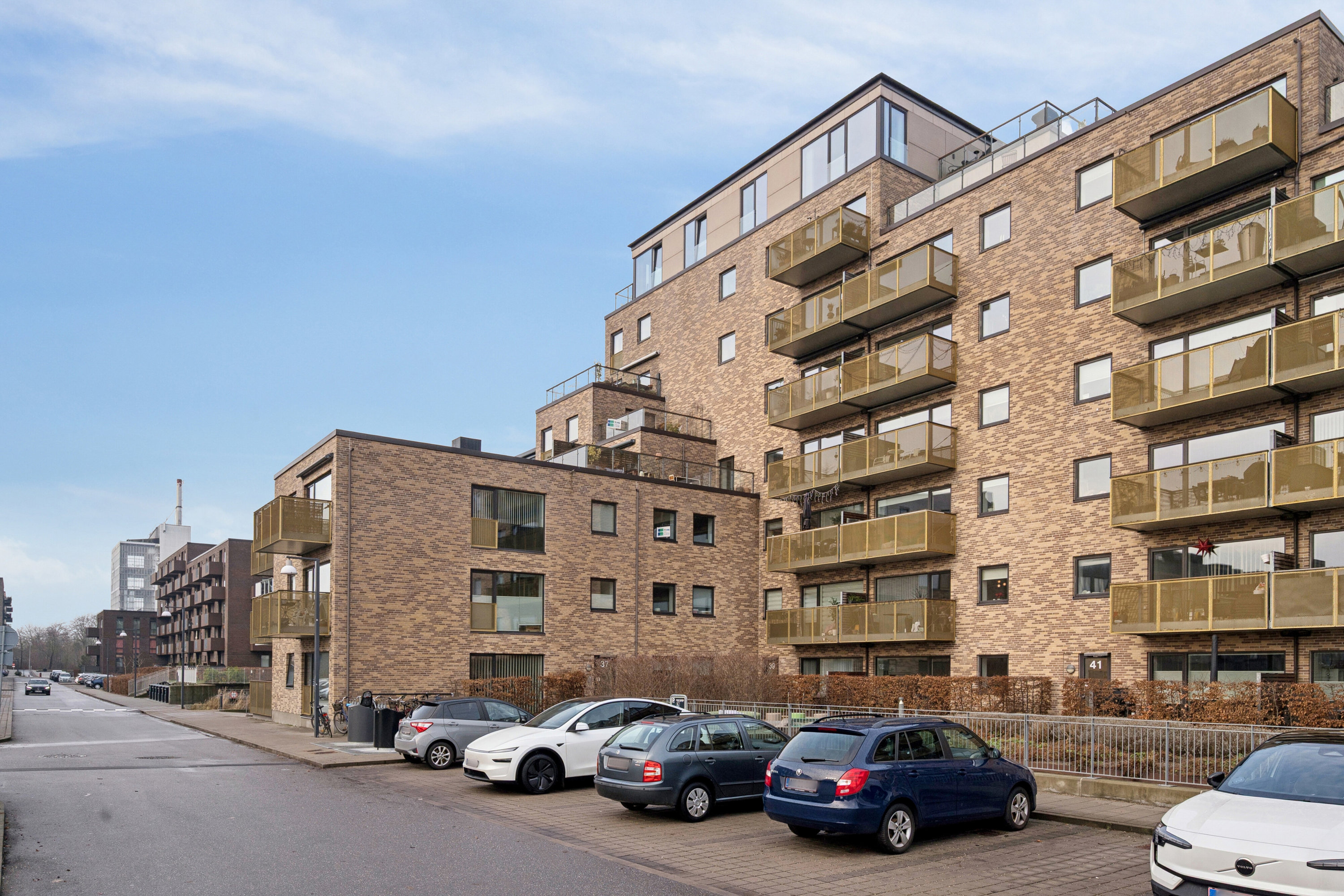 Fremhævet facade billede i fuldskærmstilstand. Billede af Kaffevej 39, 6. tv., 2610 Rødovre