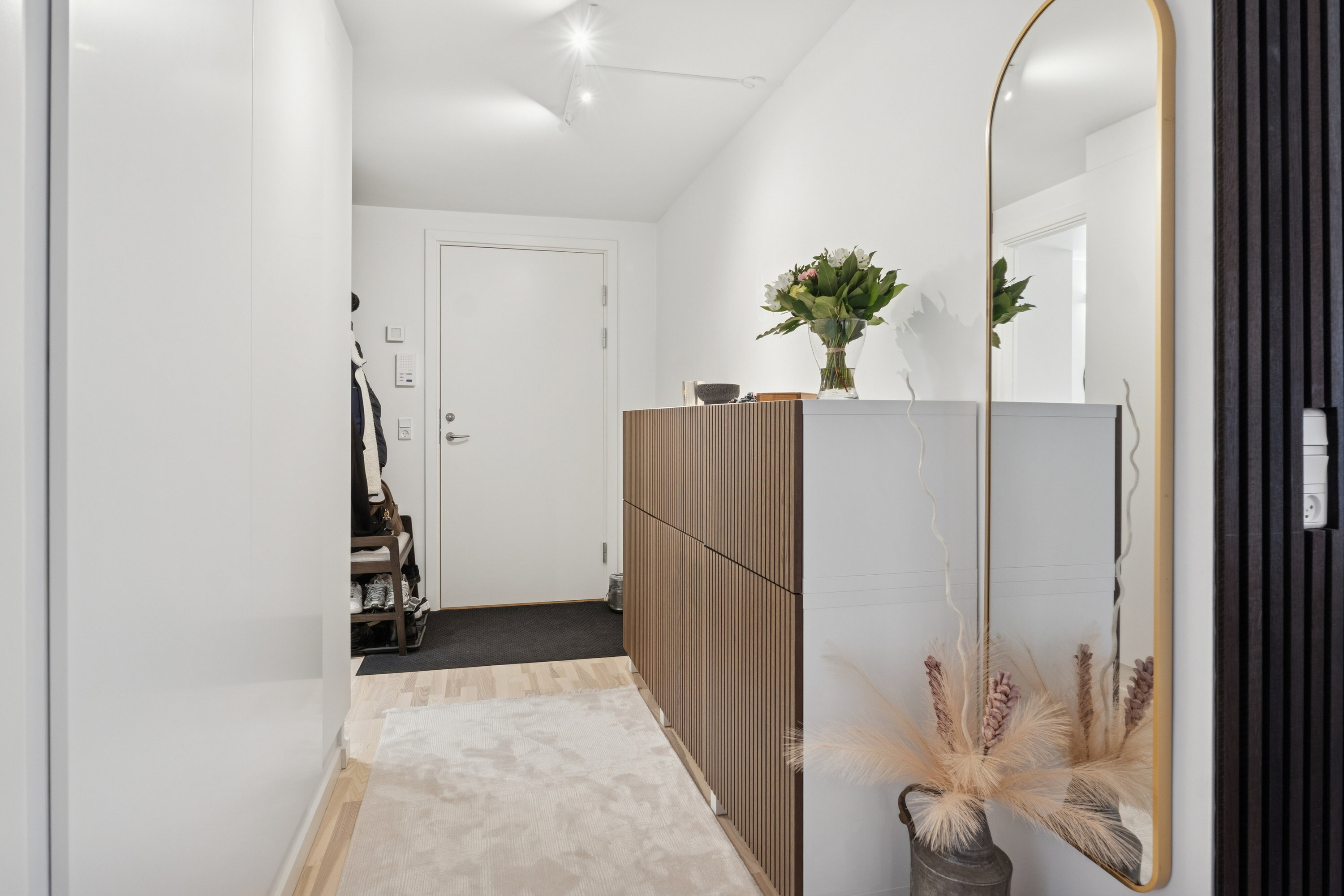 Fremhævet indendørs billede i fuldskærmstilstand. Billede af Kirkebjerg Parkvej 10C, 1. th., 2605 Brøndby