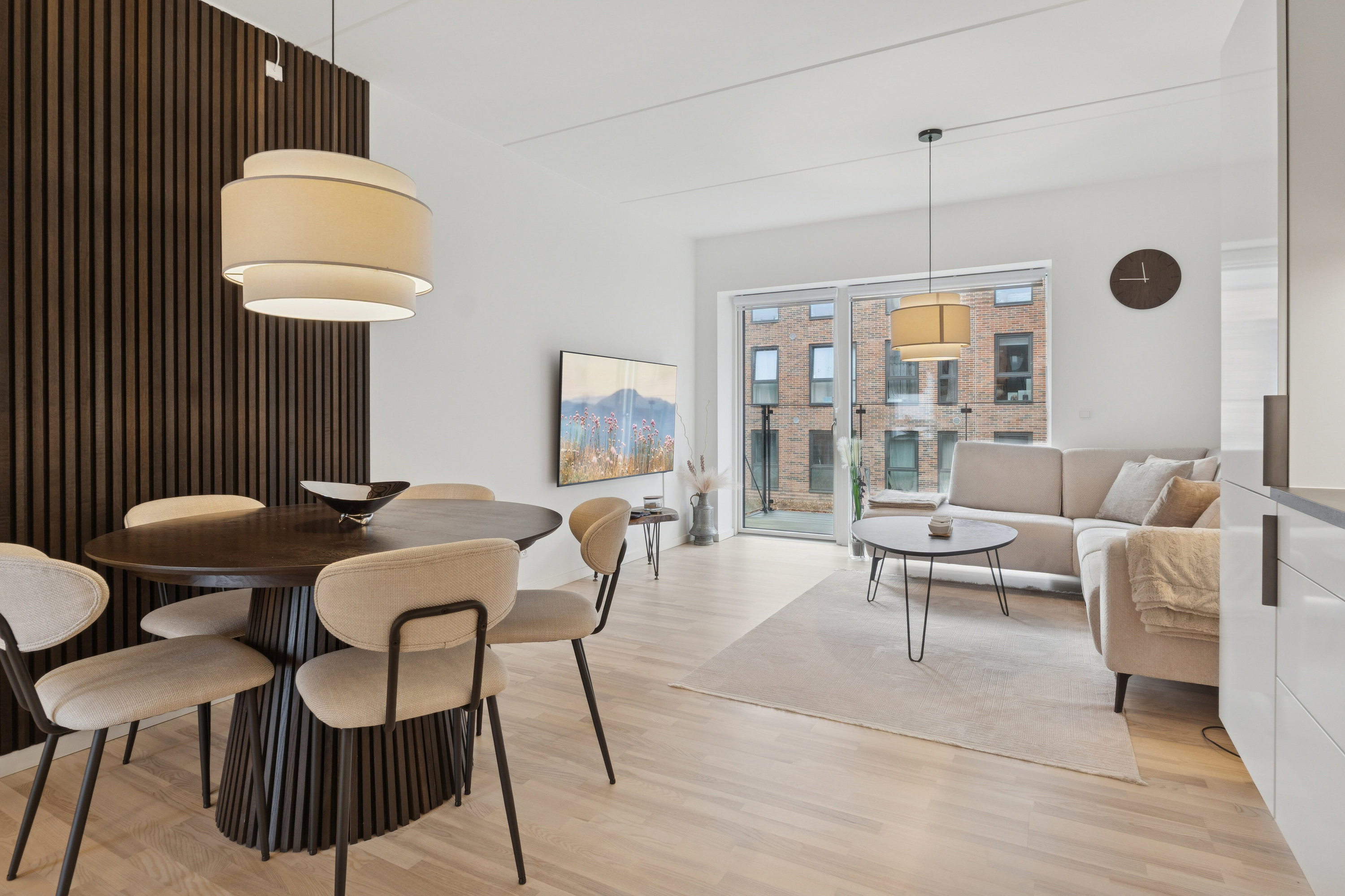 Fremhævet spisestue billede i fuldskærmstilstand. Billede af Kirkebjerg Parkvej 10C, 1. th., 2605 Brøndby