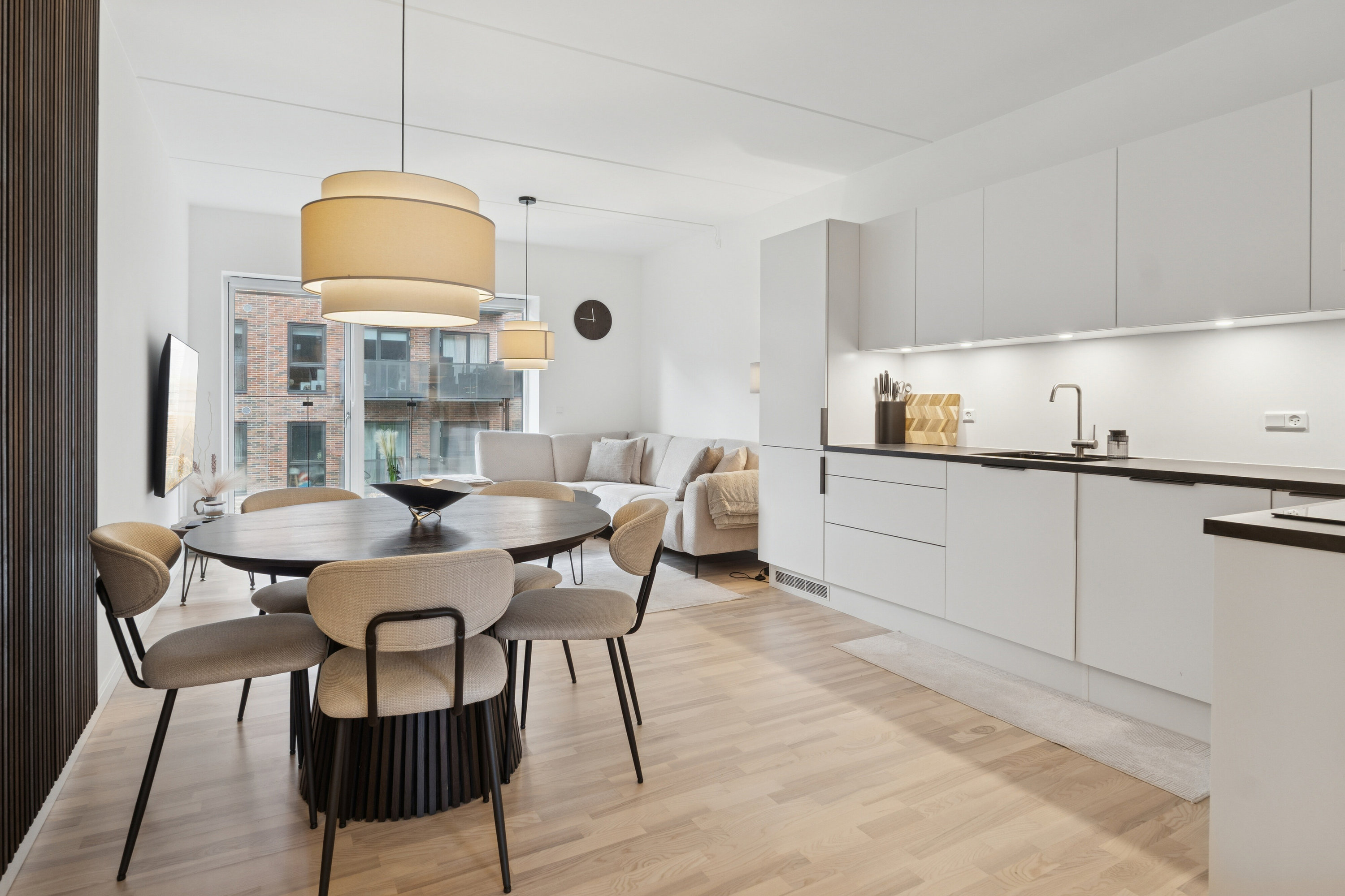 Fremhævet køkken billede i fuldskærmstilstand. Billede af Kirkebjerg Parkvej 10C, 1. th., 2605 Brøndby