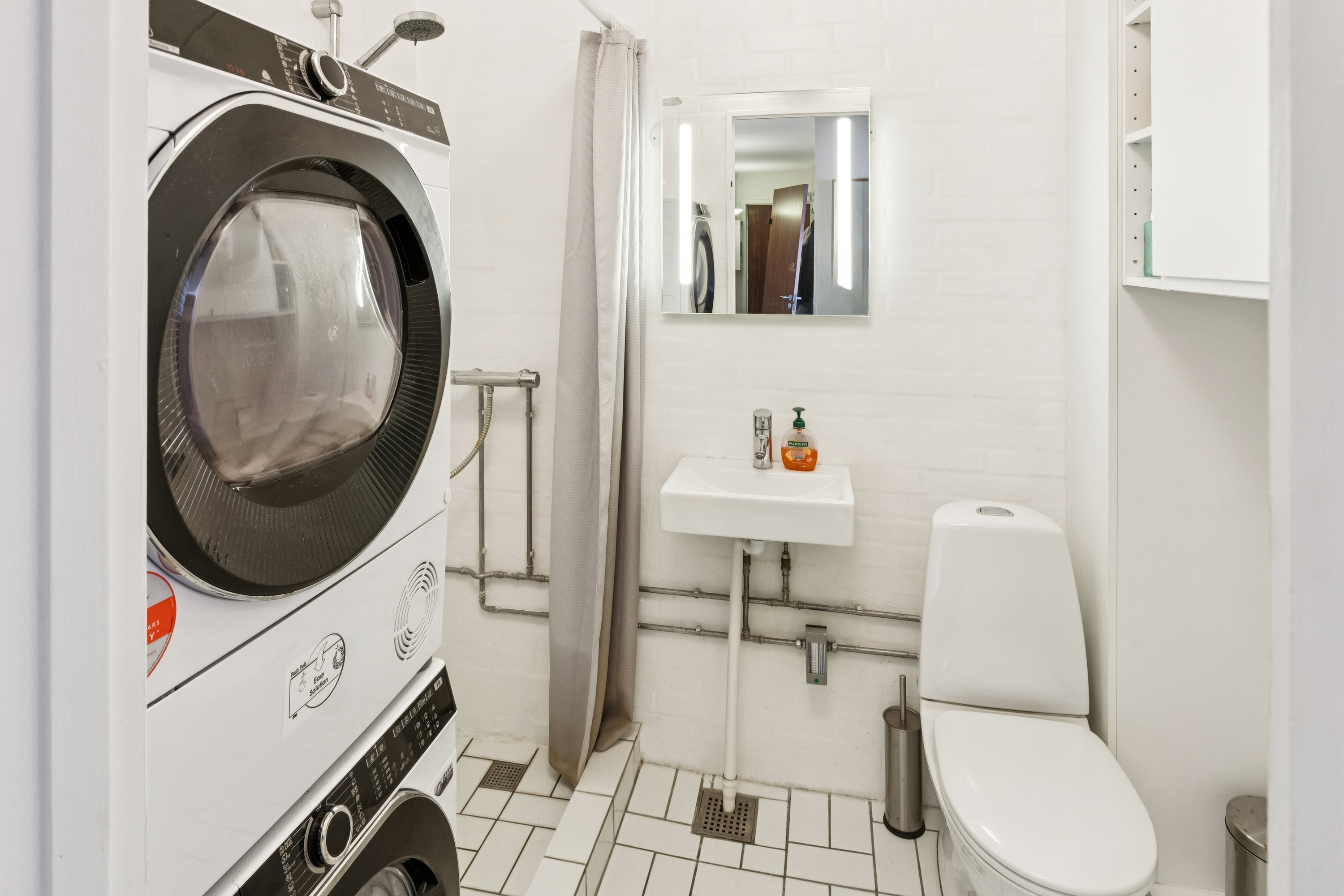 Fremhævet badeværelse billede i fuldskærmstilstand. Billede af Taastrup Vænge 39, 2. 4., 2630 Taastrup