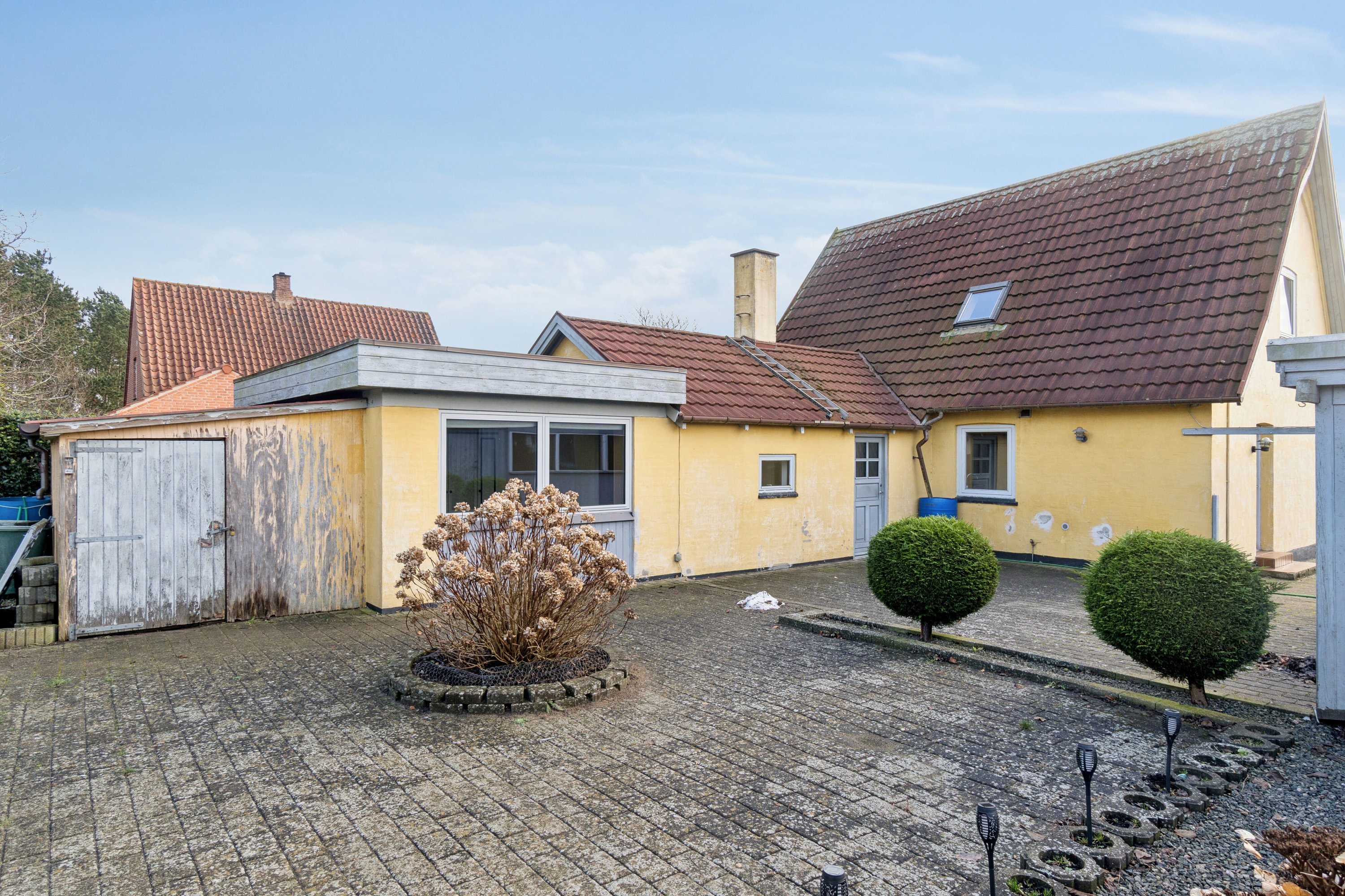 Fremhævet set fra vejen billede i fuldskærmstilstand. Billede af Marbæksvej 4, Hyllested, 4261 Dalmose