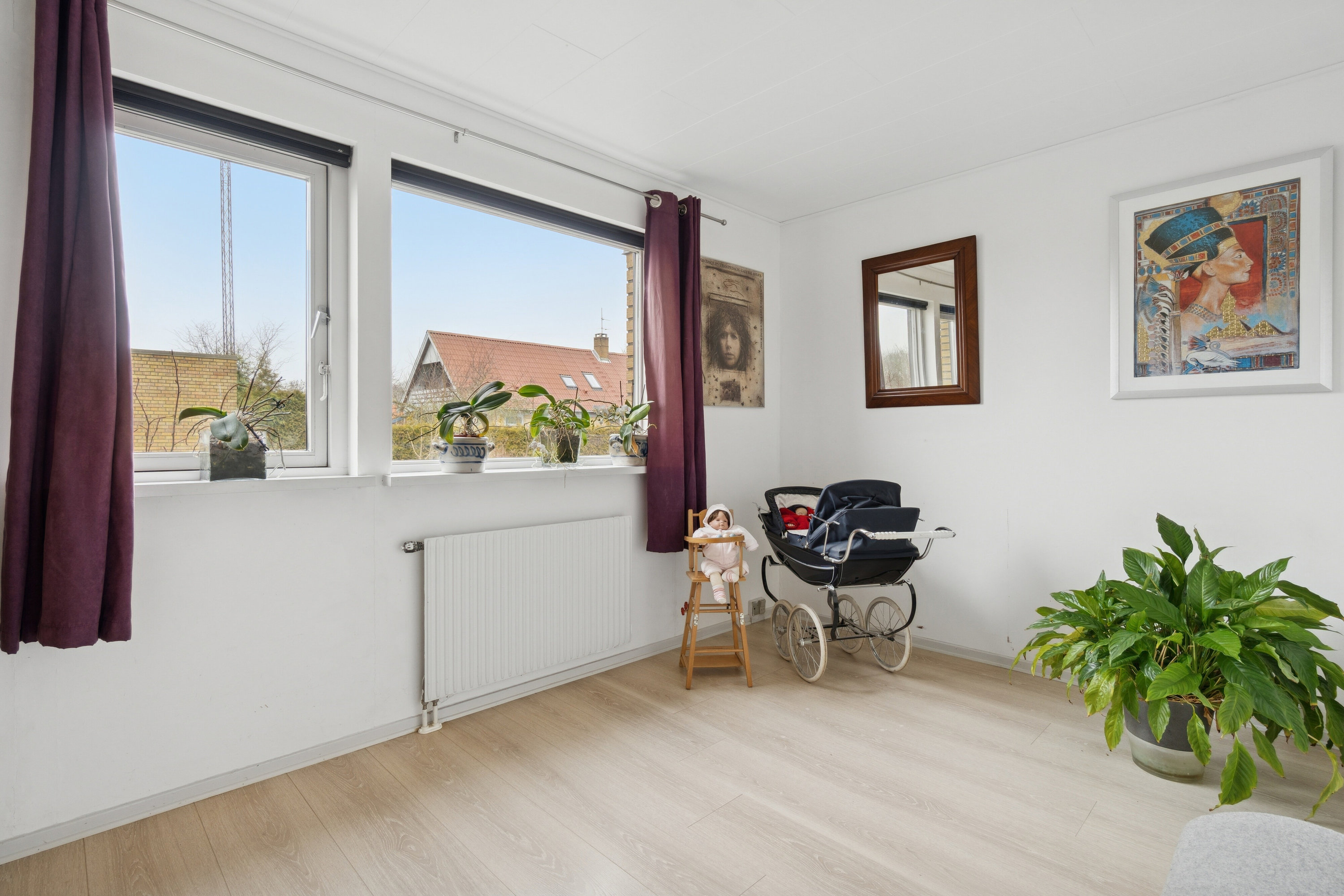 Fremhævet værelse billede i fuldskærmstilstand. Billede af Buen 10, Lobbæk, 3720 Aakirkeby