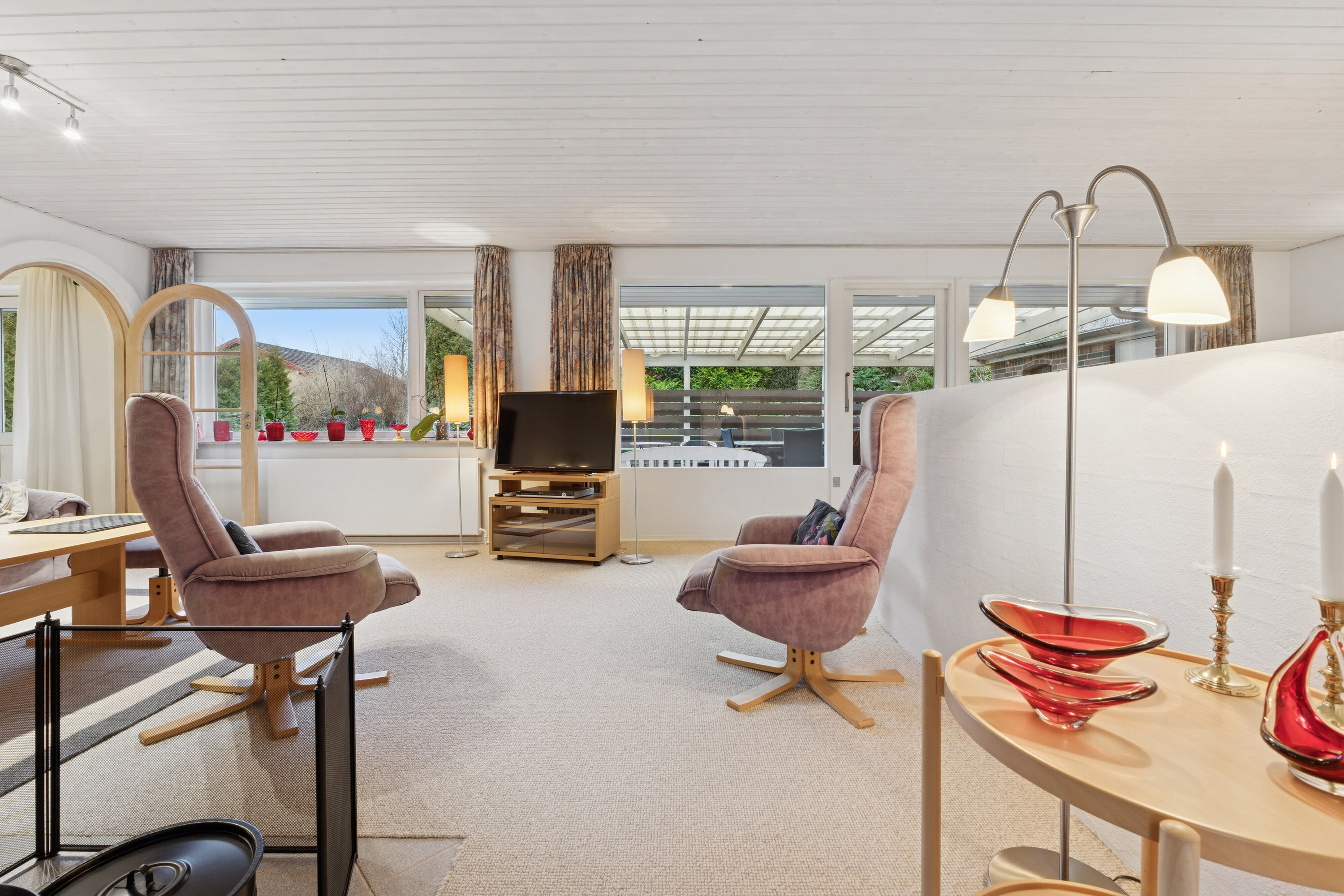 Fremhævet stue billede i fuldskærmstilstand. Billede af Kløvermarksvej 21, Ollerup, 5762 Vester Skerninge