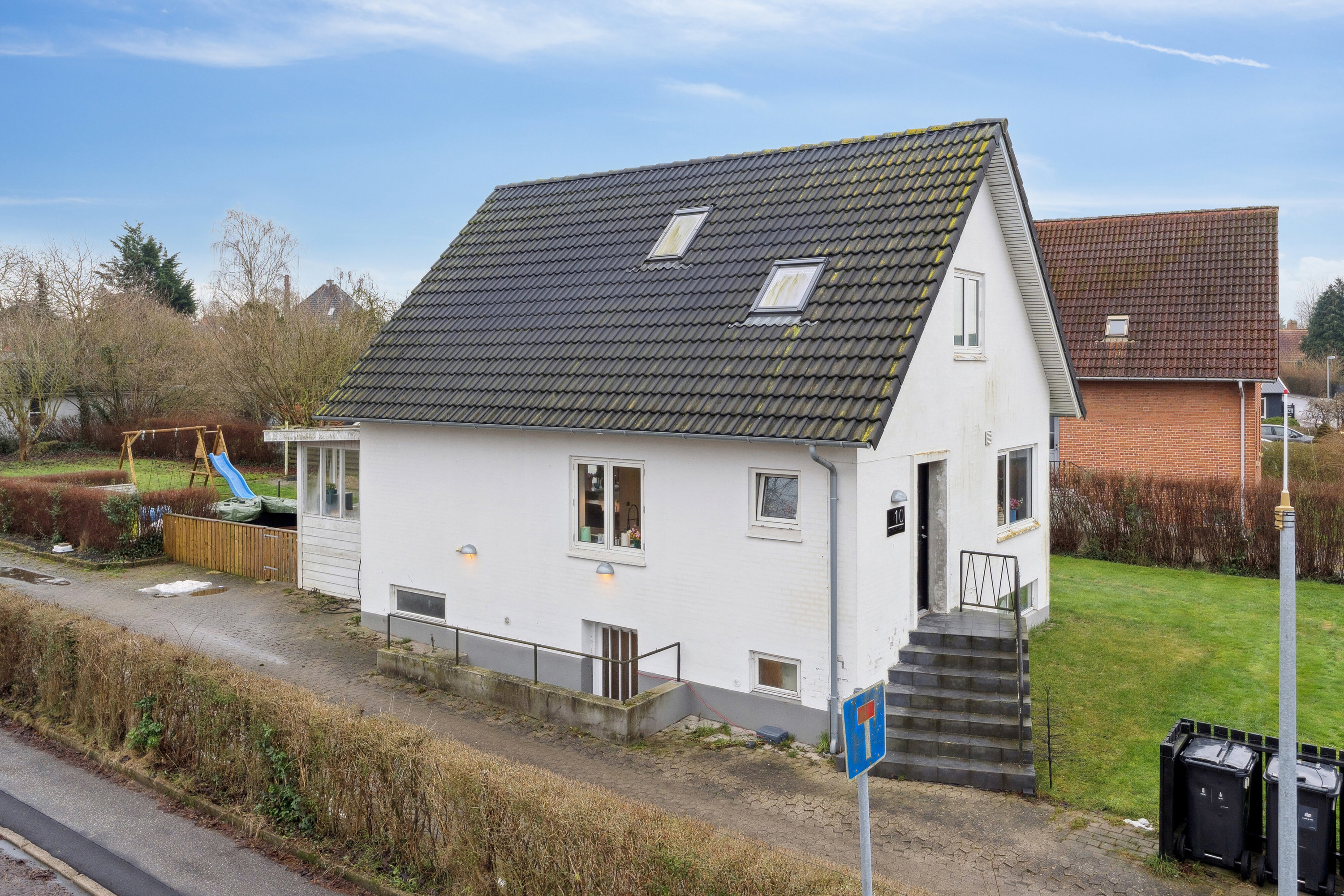 Fremhævet set fra vejen billede i fuldskærmstilstand. Billede af Fredensvej 10, 4250 Fuglebjerg