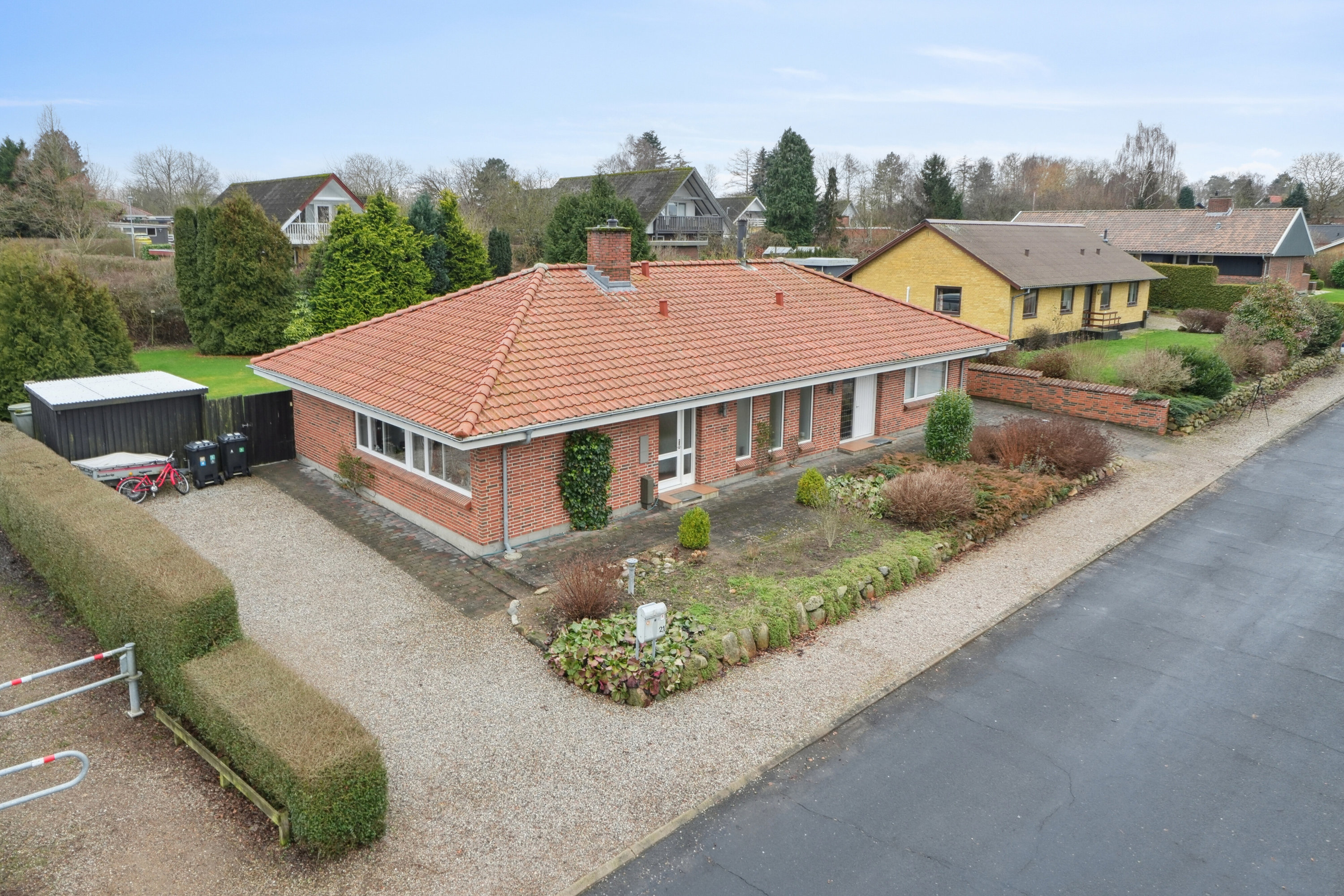 Fremhævet set fra vejen billede i fuldskærmstilstand. Billede af Kløvermarksvej 21, Ollerup, 5762 Vester Skerninge