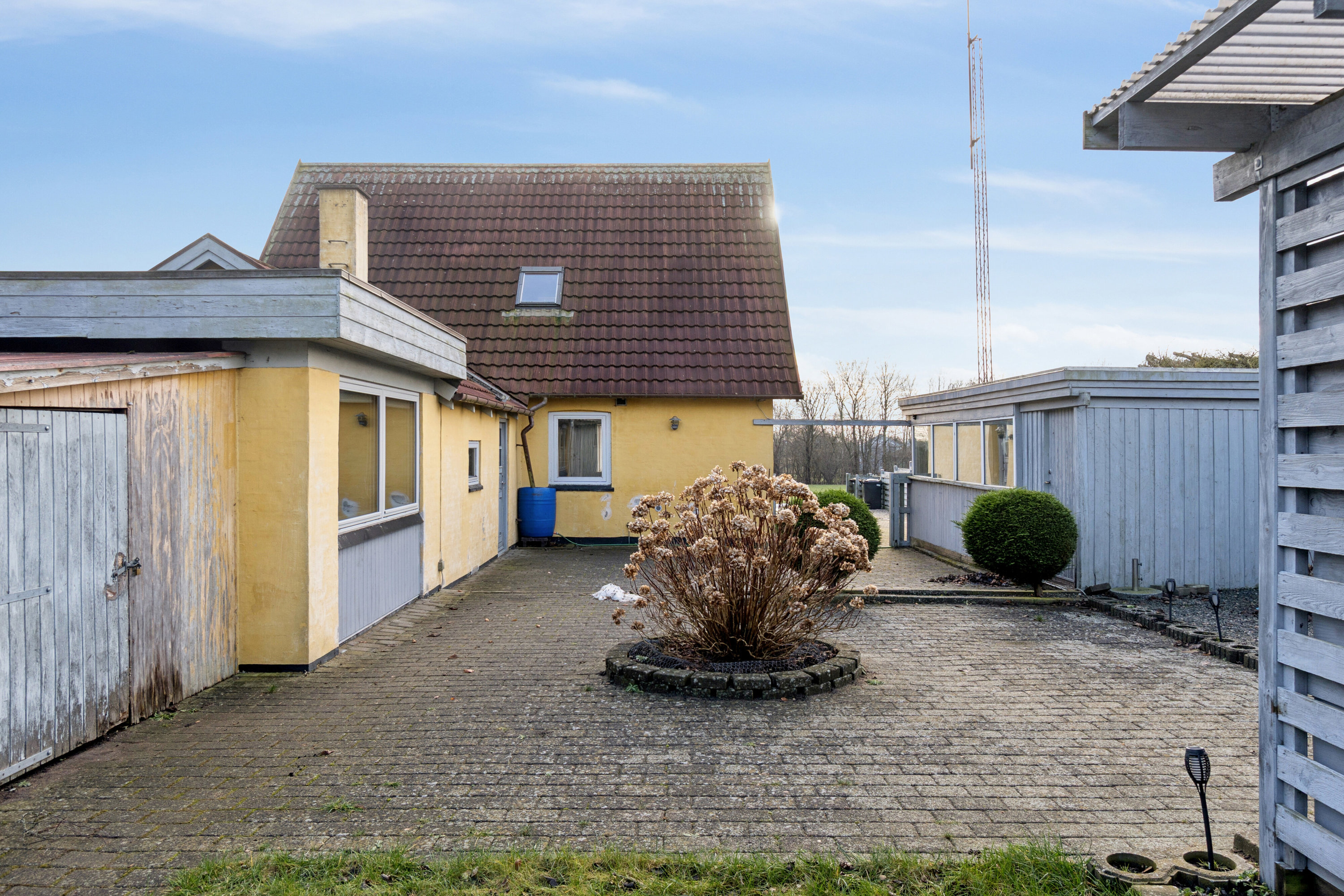 Fremhævet udendørs billede i fuldskærmstilstand. Billede af Marbæksvej 4, Hyllested, 4261 Dalmose