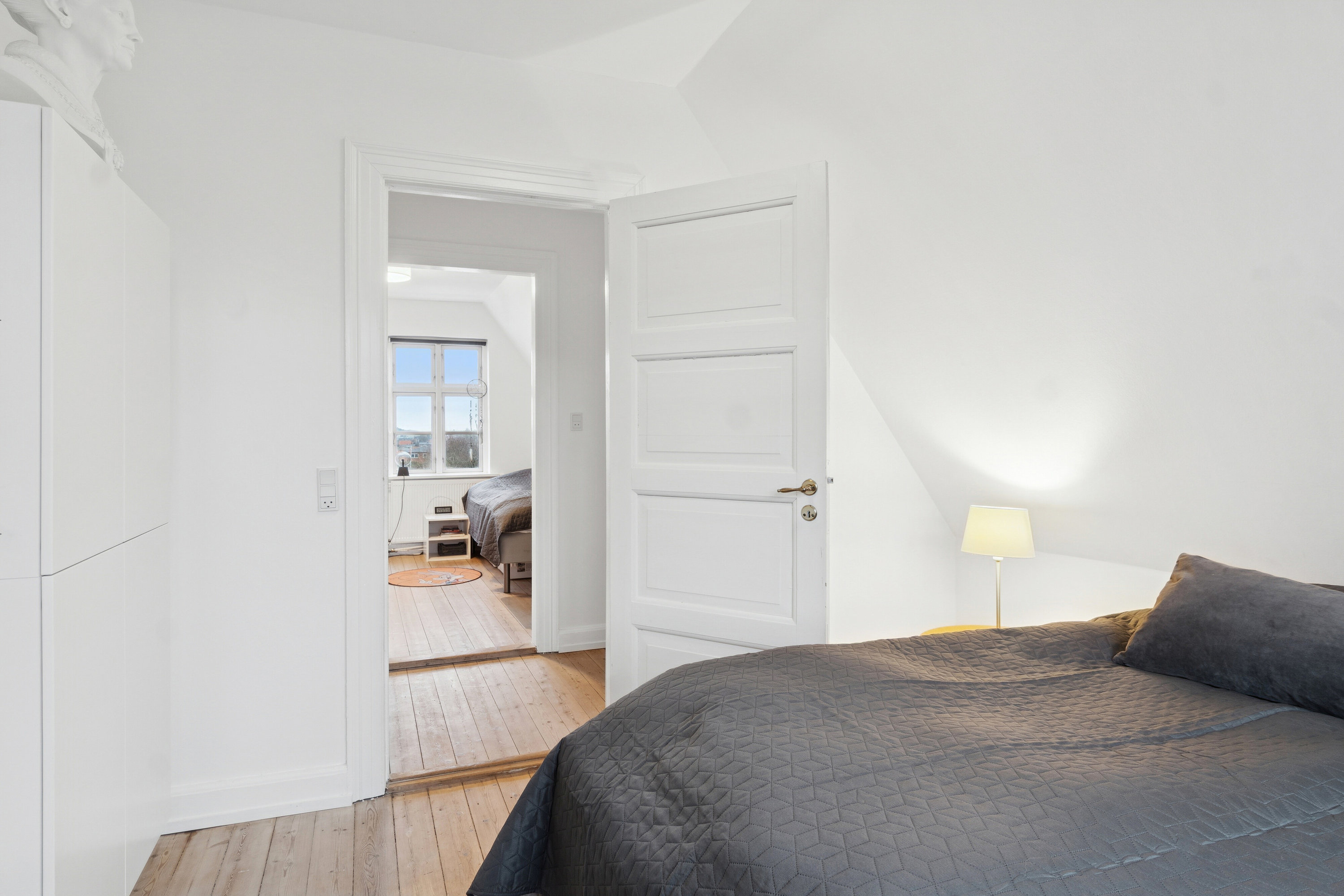 Fremhævet soveværelse billede i fuldskærmstilstand. Billede af P Paludansvej 5, 4400 Kalundborg