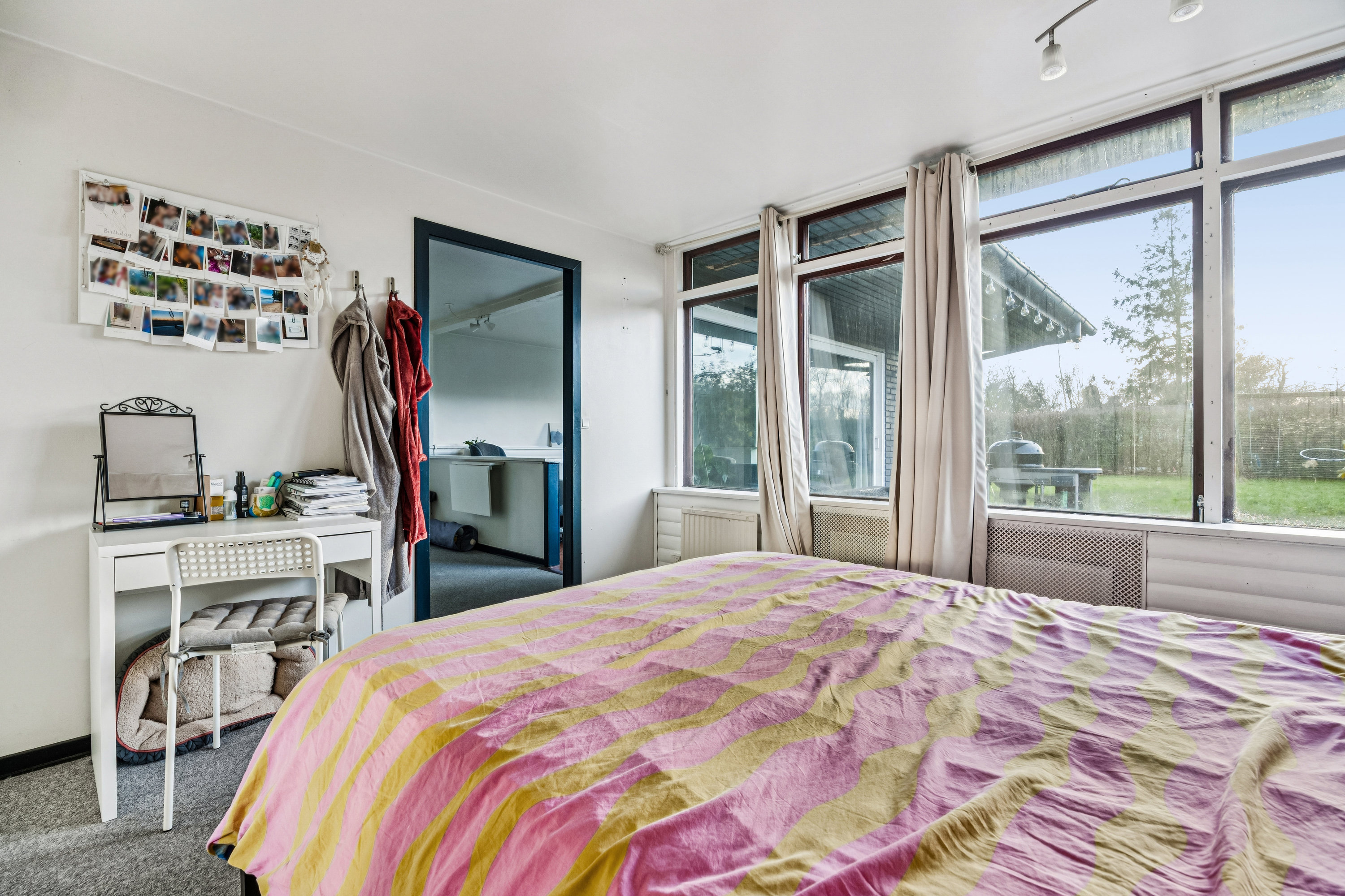 Fremhævet værelse billede i fuldskærmstilstand. Billede af Svalemosevej 34, 4671 Strøby