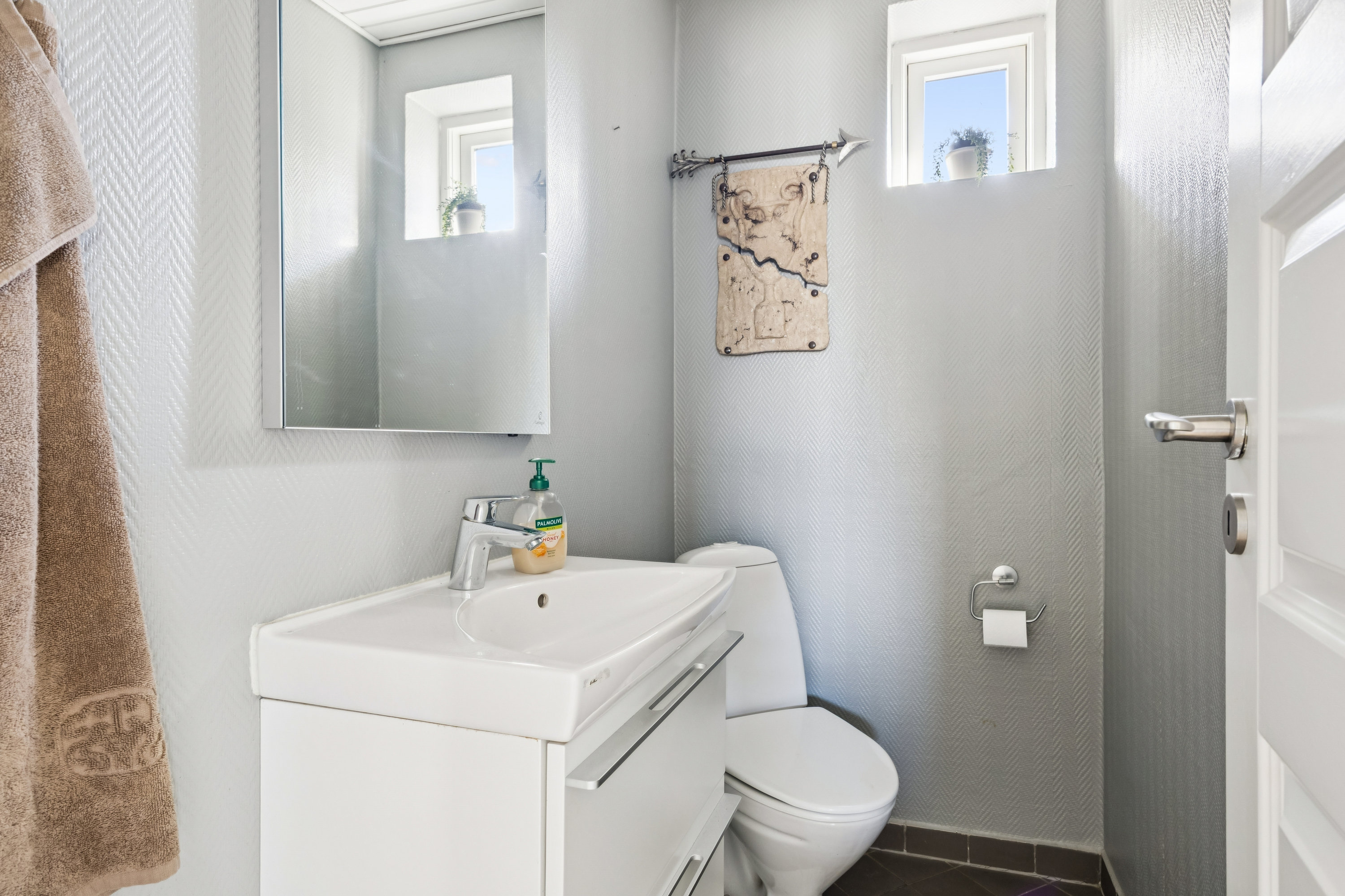 Fremhævet badeværelse billede i fuldskærmstilstand. Billede af Syrenvej 29, 4600 Køge