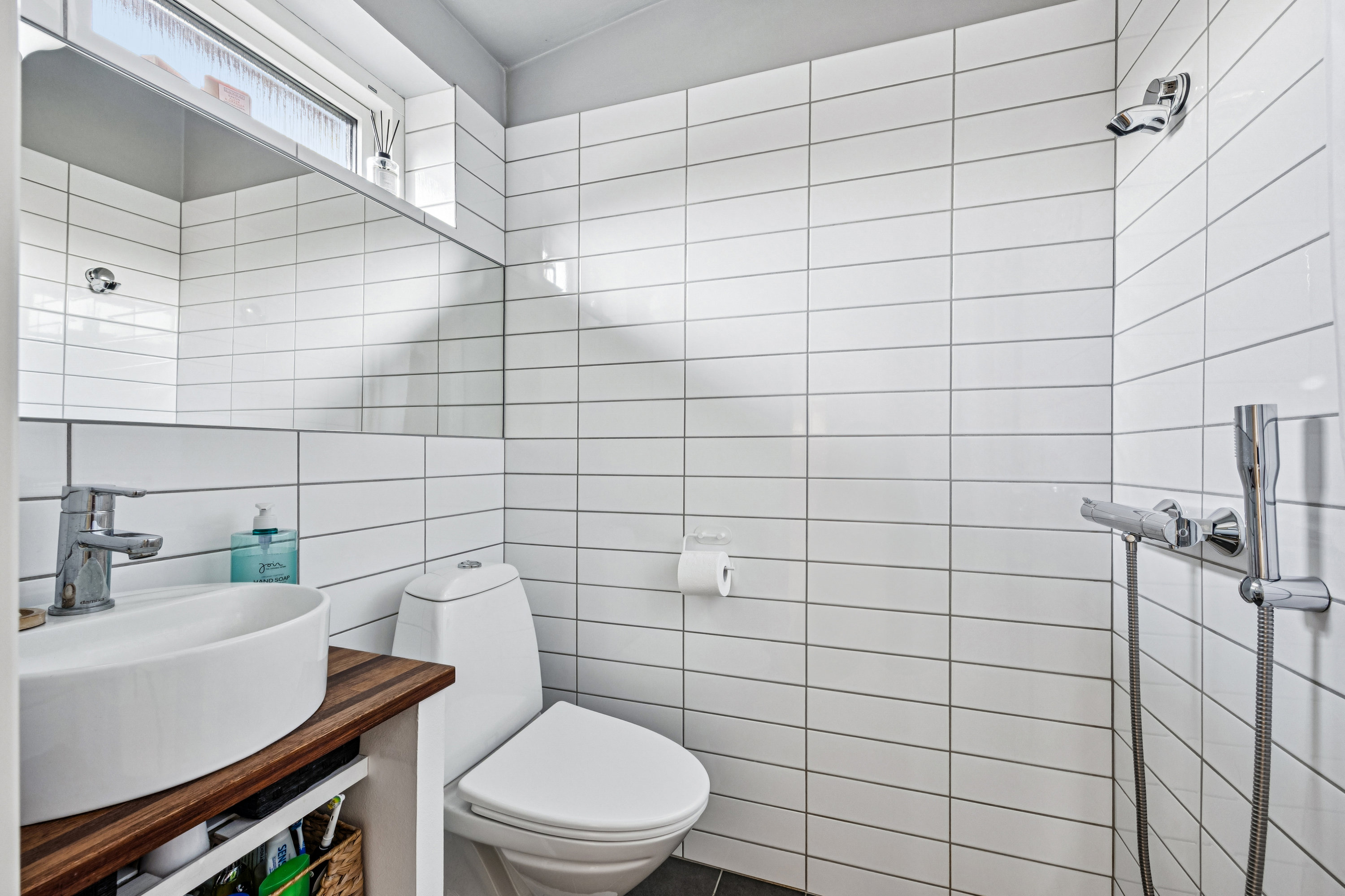 Fremhævet badeværelse billede i fuldskærmstilstand. Billede af Birkevej 3, Strøby Egede, 4600 Køge