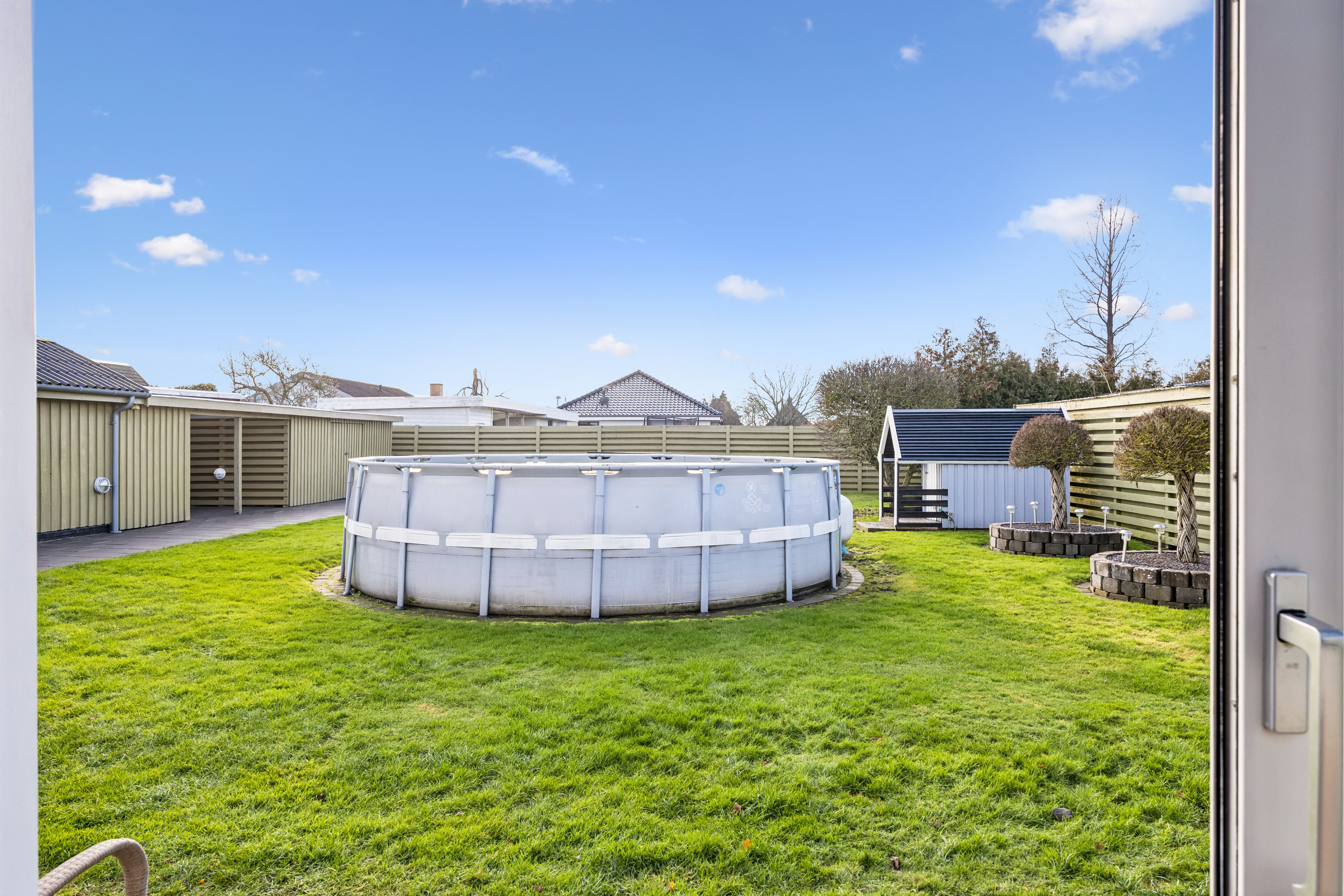 Fremhævet have billede i fuldskærmstilstand. Billede af Syrenvej 29, 4600 Køge