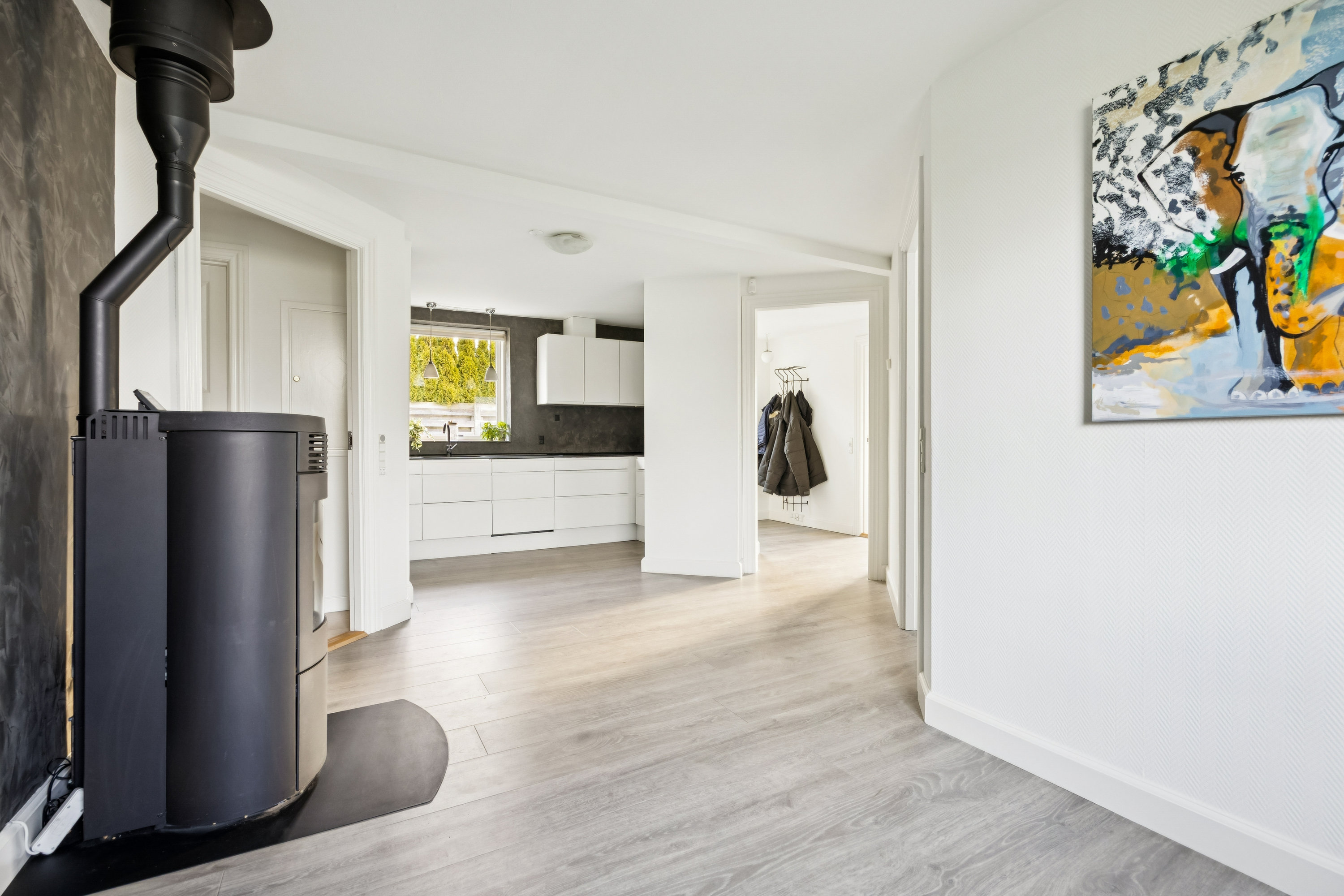 Fremhævet stue billede i fuldskærmstilstand. Billede af Syrenvej 29, 4600 Køge