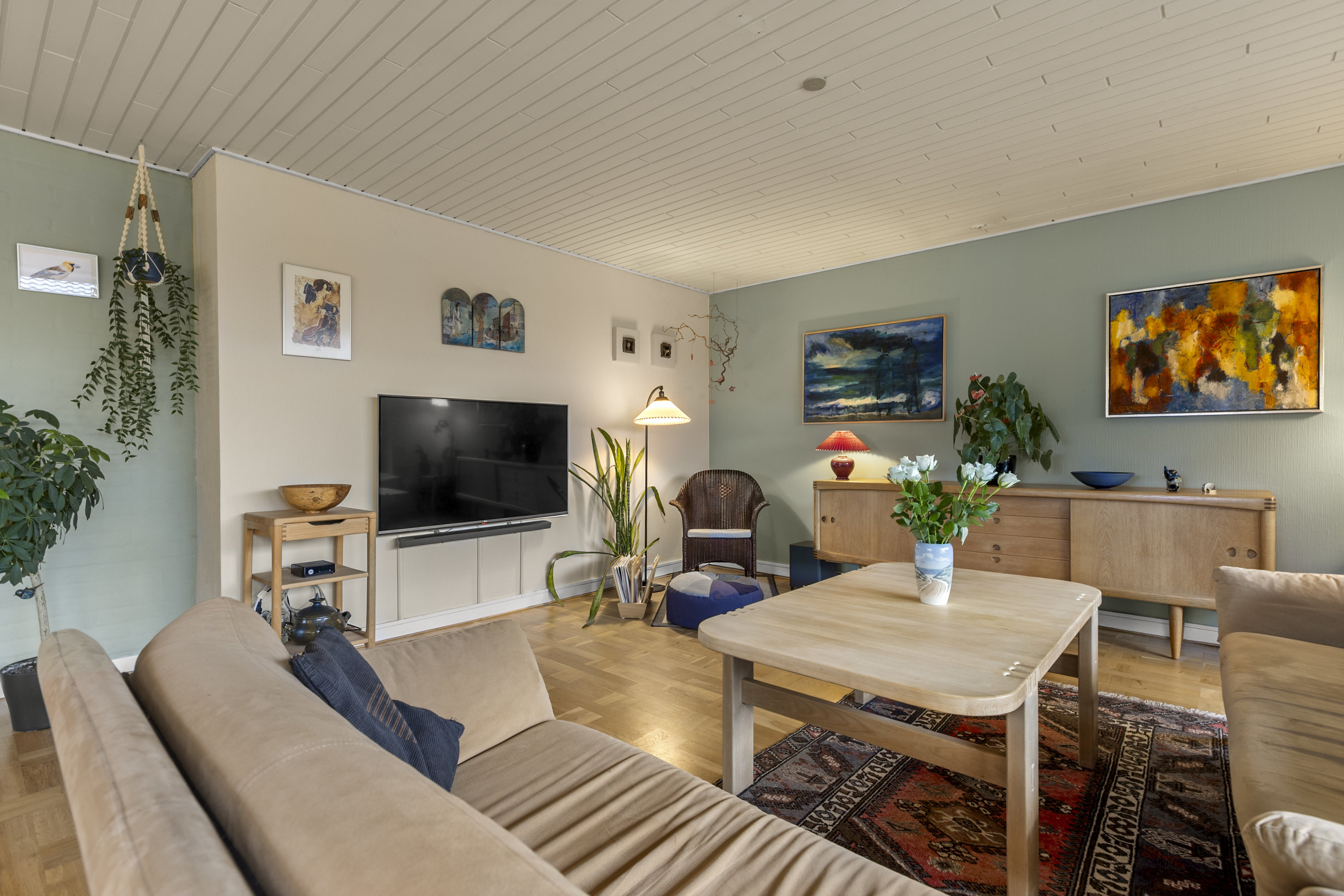 Fremhævet stue billede i fuldskærmstilstand. Billede af Brobyvej 72, 4180 Sorø