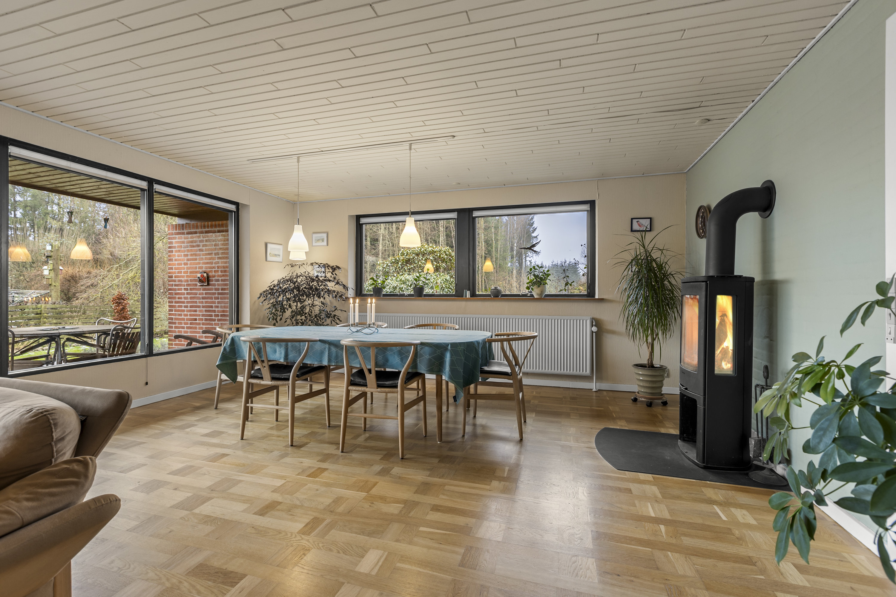 Fremhævet stue billede i fuldskærmstilstand. Billede af Brobyvej 72, 4180 Sorø