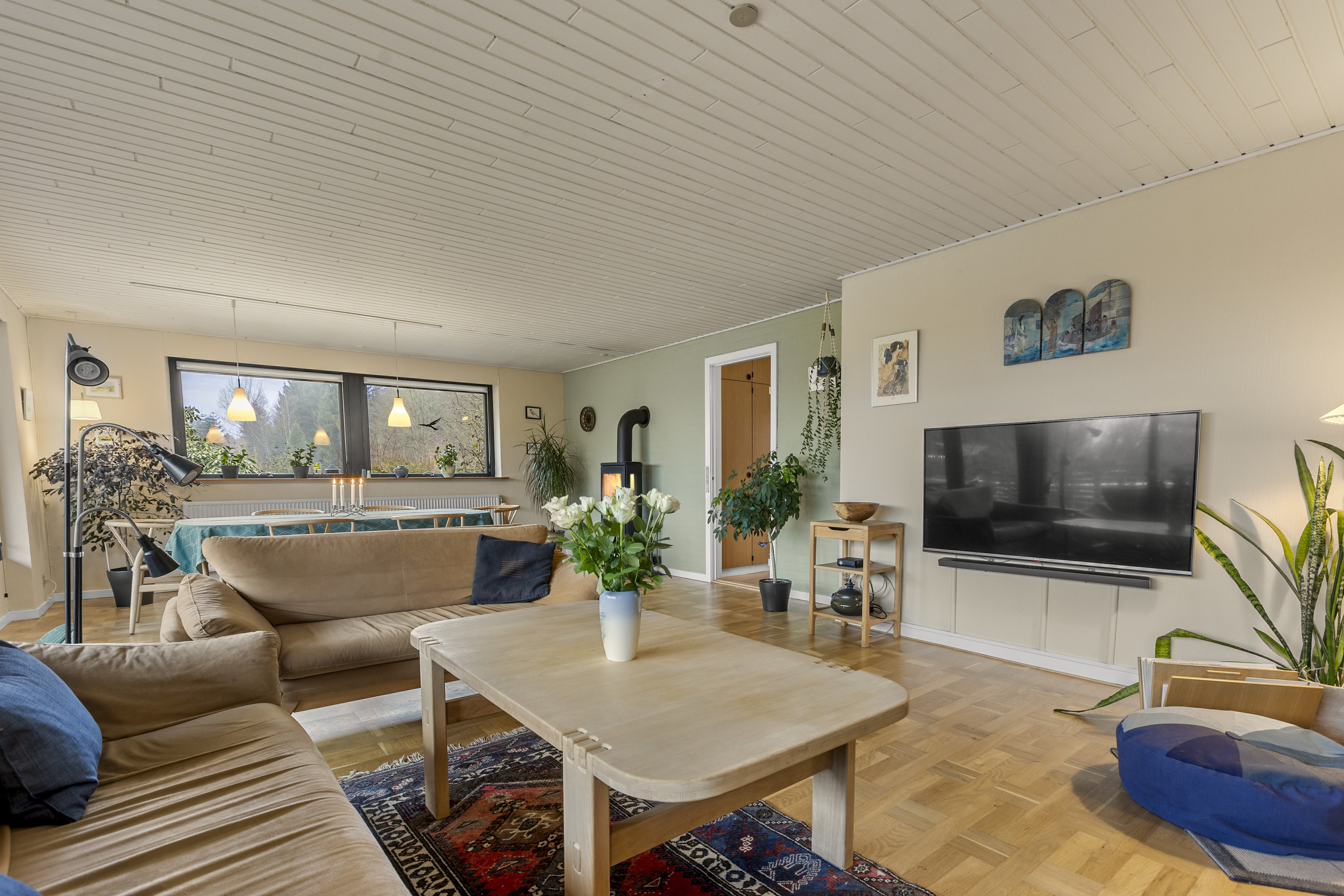 Fremhævet stue billede i fuldskærmstilstand. Billede af Brobyvej 72, 4180 Sorø