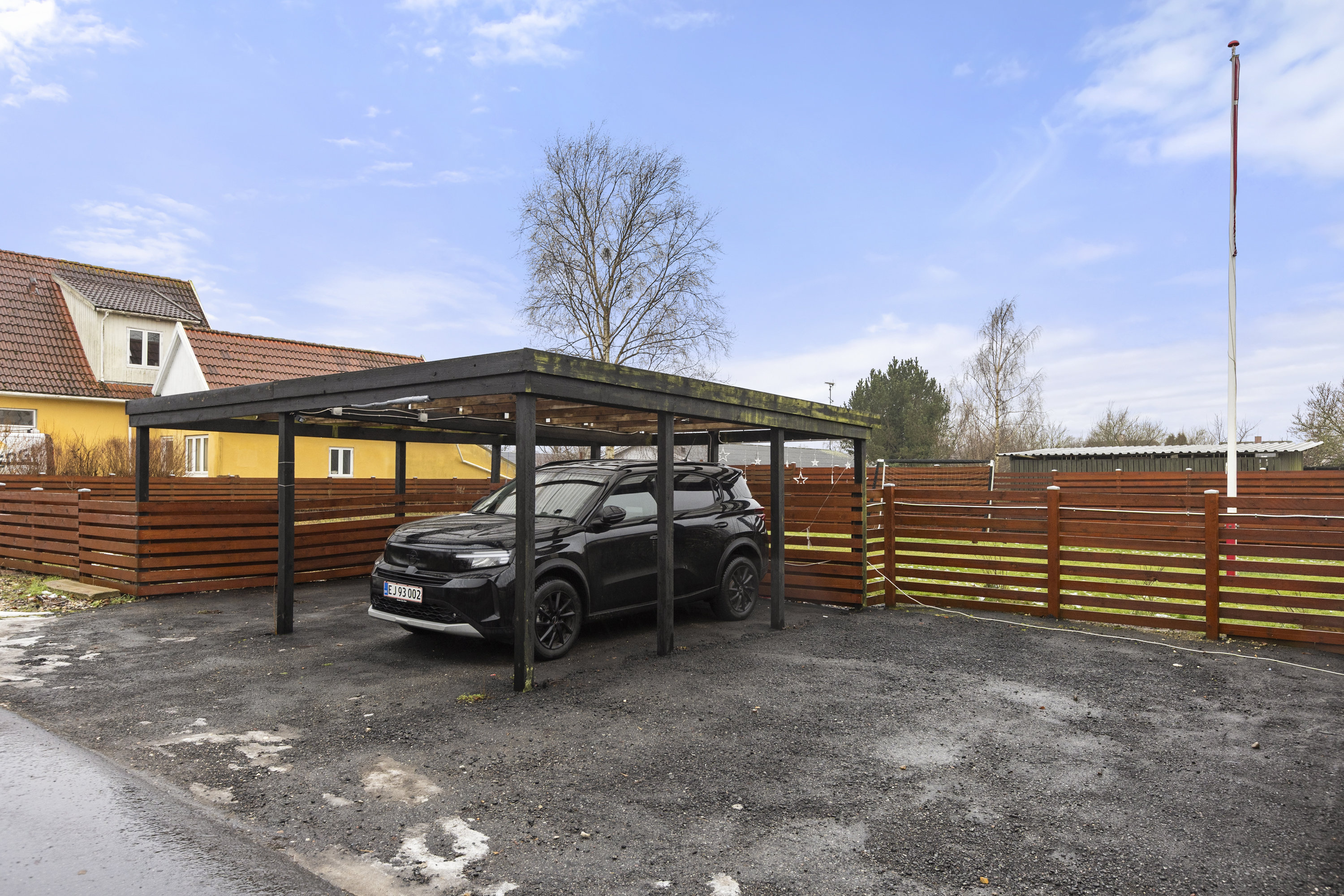 Fremhævet carport billede i fuldskærmstilstand. Billede af Vedde Byvej 19, 4295 Stenlille