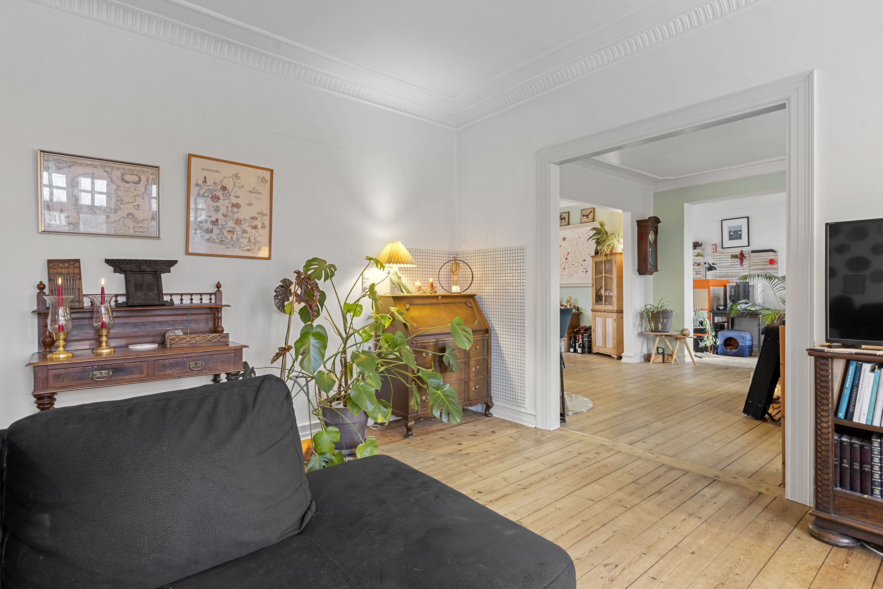 Fremhævet stue billede i fuldskærmstilstand. Billede af Vedde Byvej 19, 4295 Stenlille