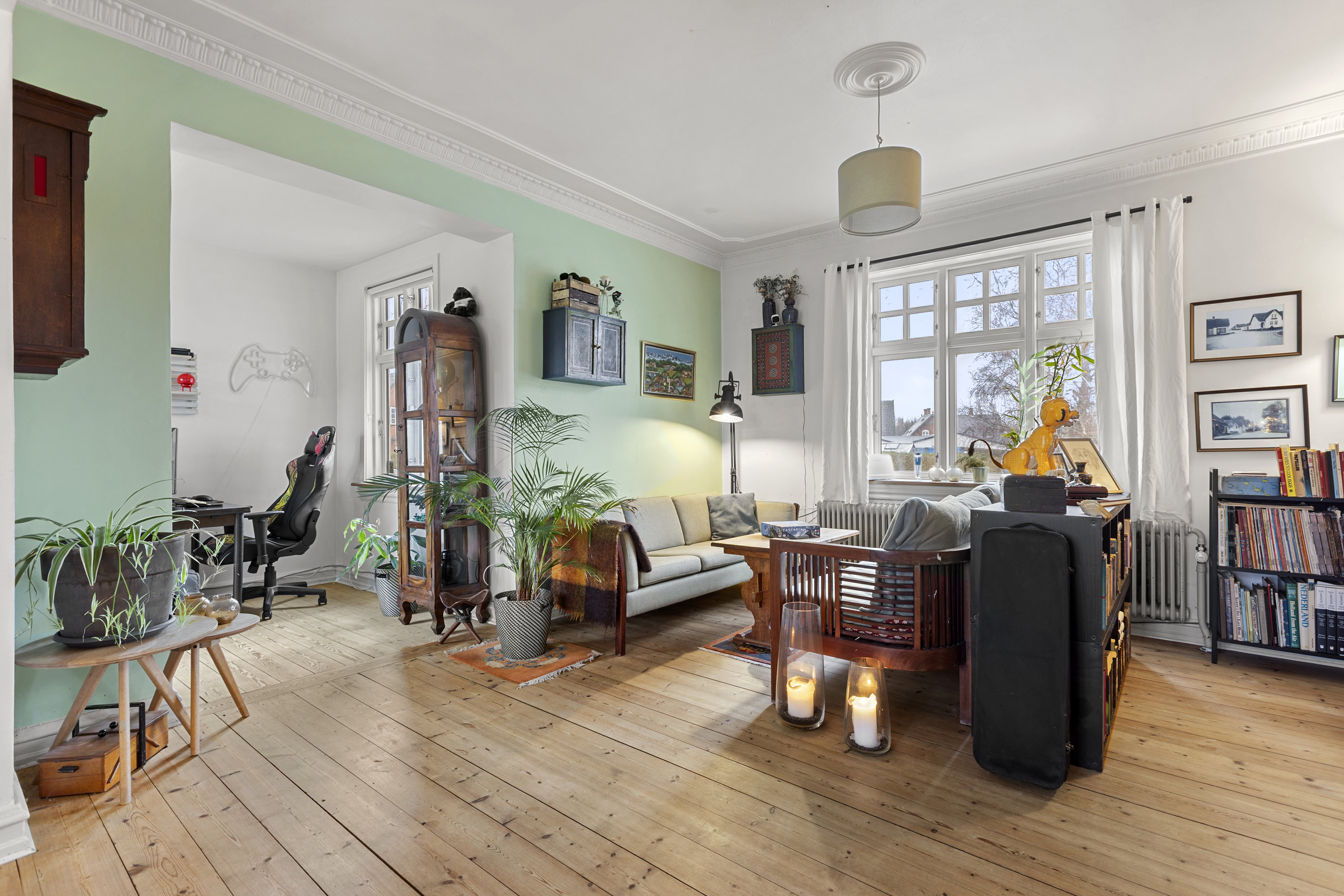 Fremhævet stue billede i fuldskærmstilstand. Billede af Vedde Byvej 19, 4295 Stenlille