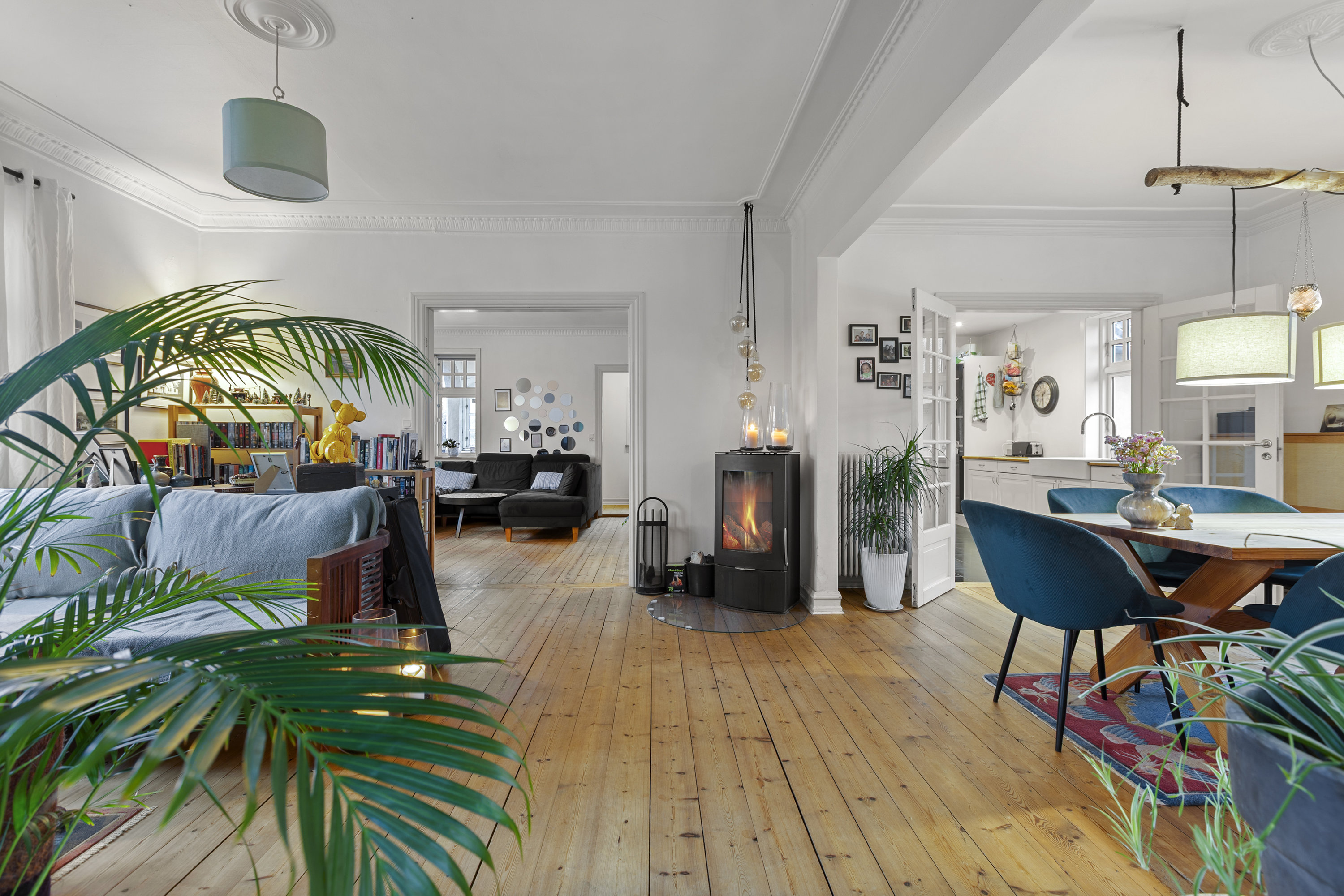 Fremhævet stue billede i fuldskærmstilstand. Billede af Vedde Byvej 19, 4295 Stenlille