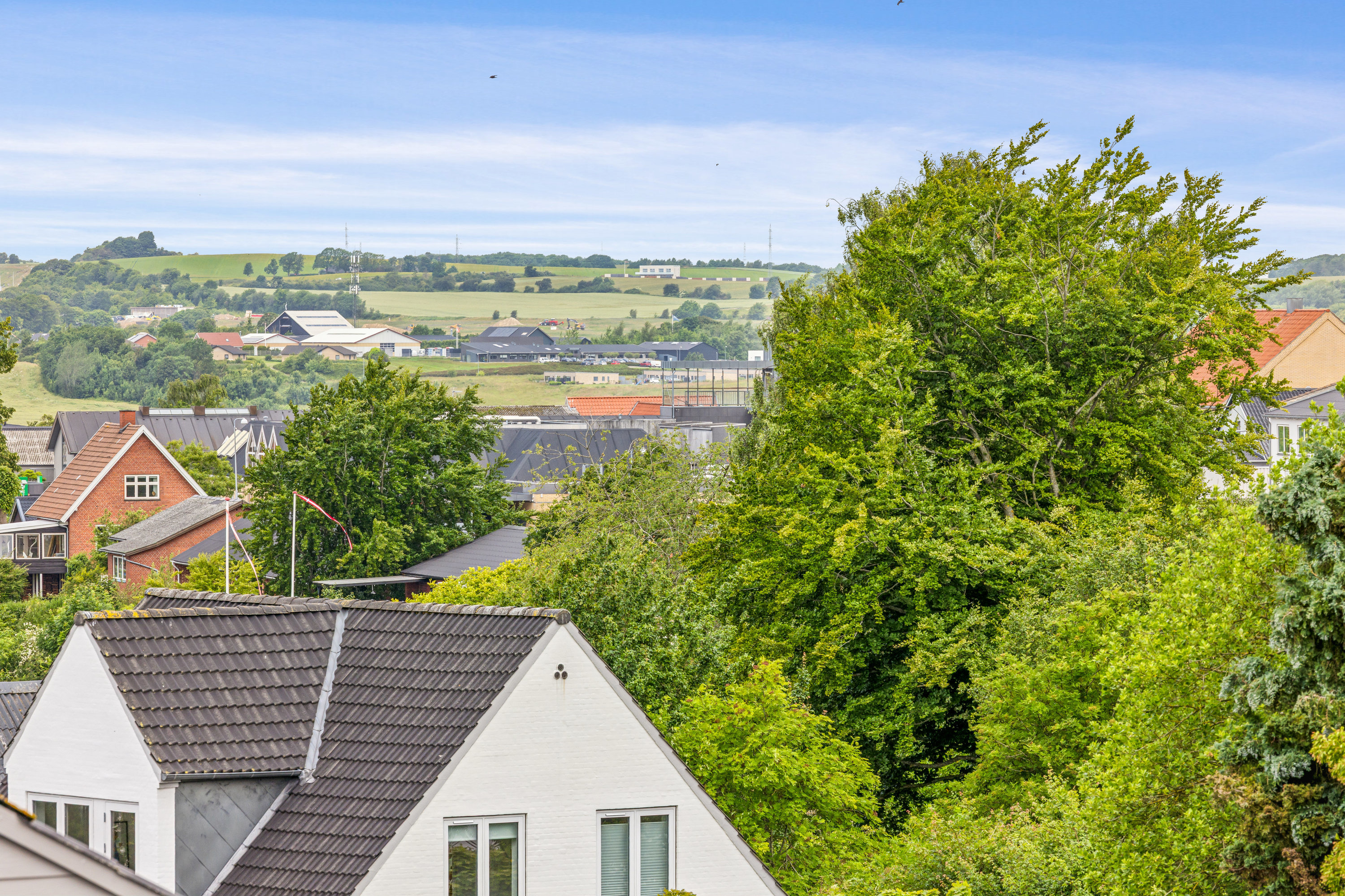 Fremhævet  billede i fuldskærmstilstand. Billede af Molsvej 15, 8410 Rønde