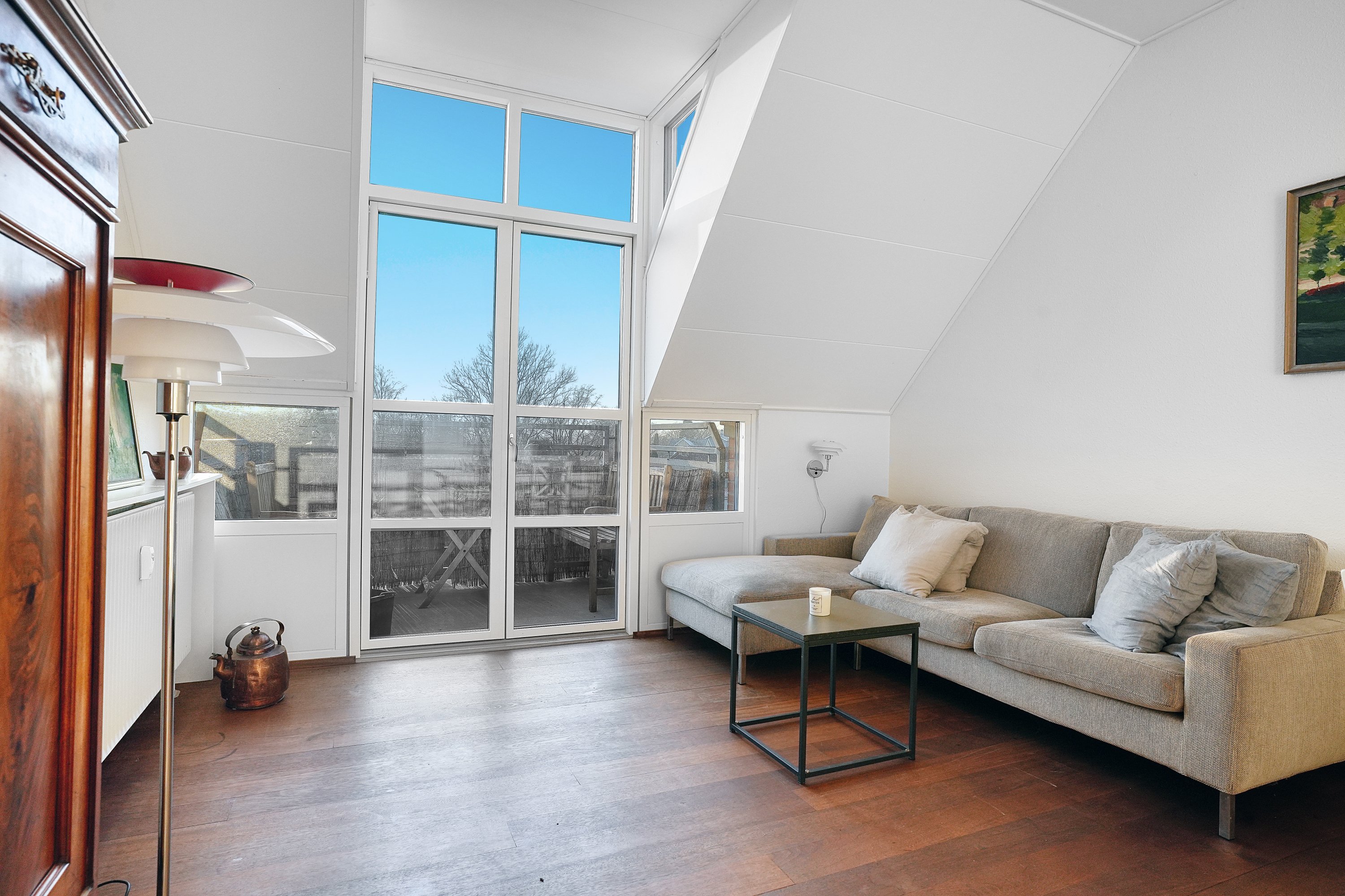 Fremhævet stue billede i fuldskærmstilstand. Billede af Chrst Boecksvej 20, 1. mf., 3480 Fredensborg