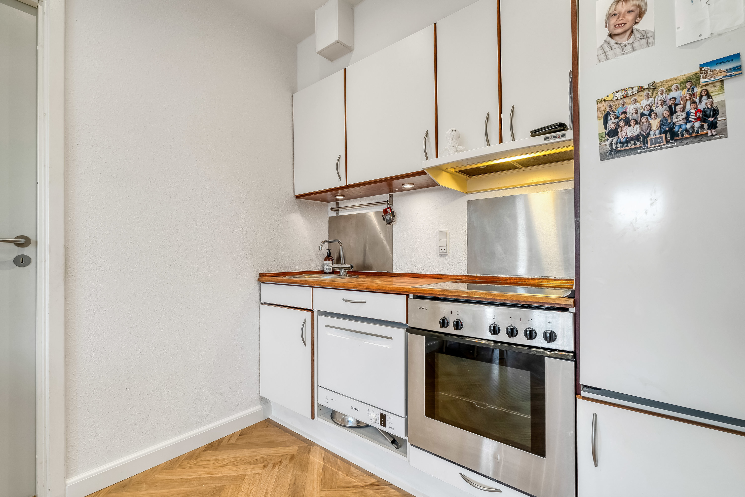 Fremhævet køkken billede i fuldskærmstilstand. Billede af Skovledet 99A, st.. tv., 3400 Hillerød