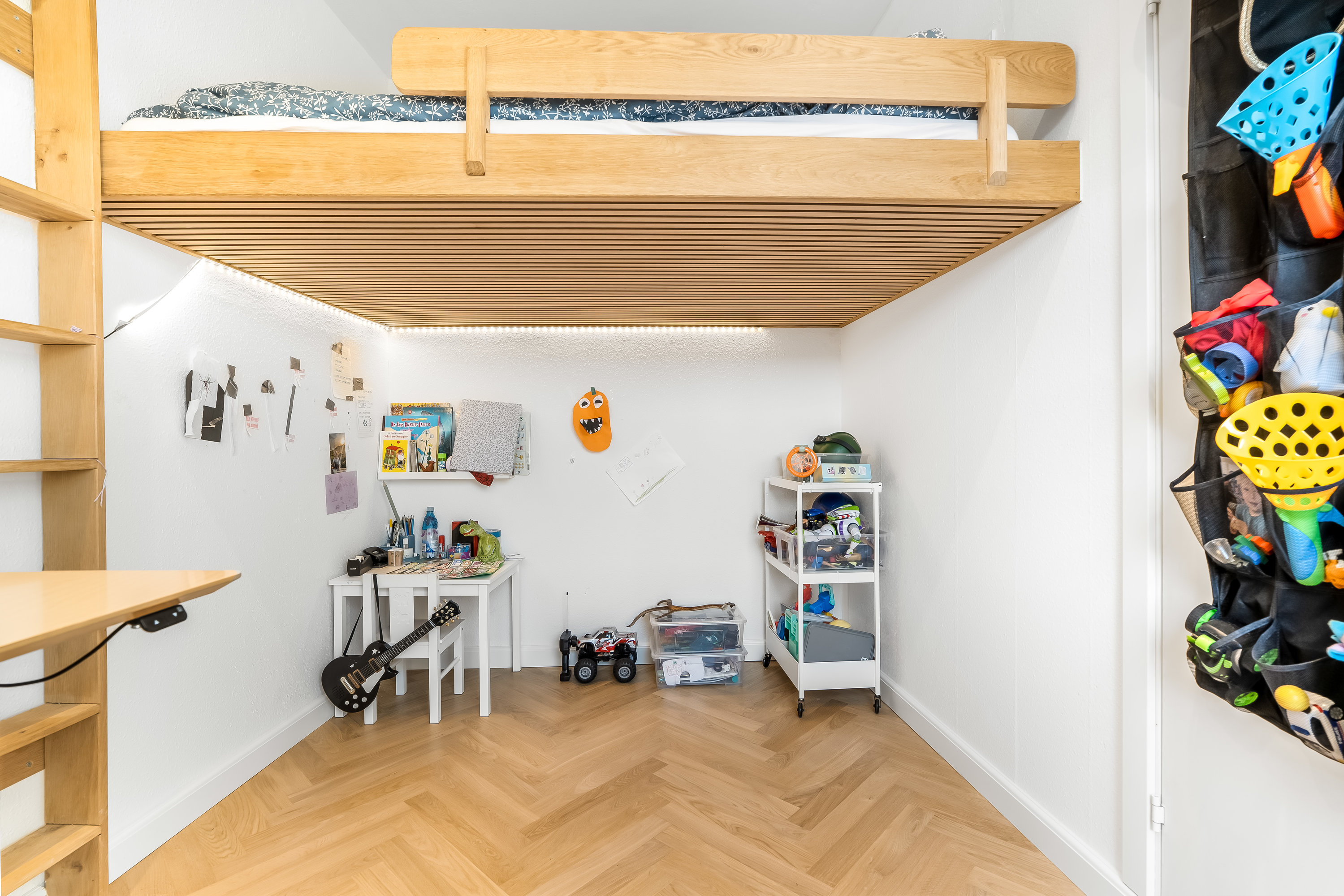 Fremhævet værelse billede i fuldskærmstilstand. Billede af Skovledet 99A, st.. tv., 3400 Hillerød