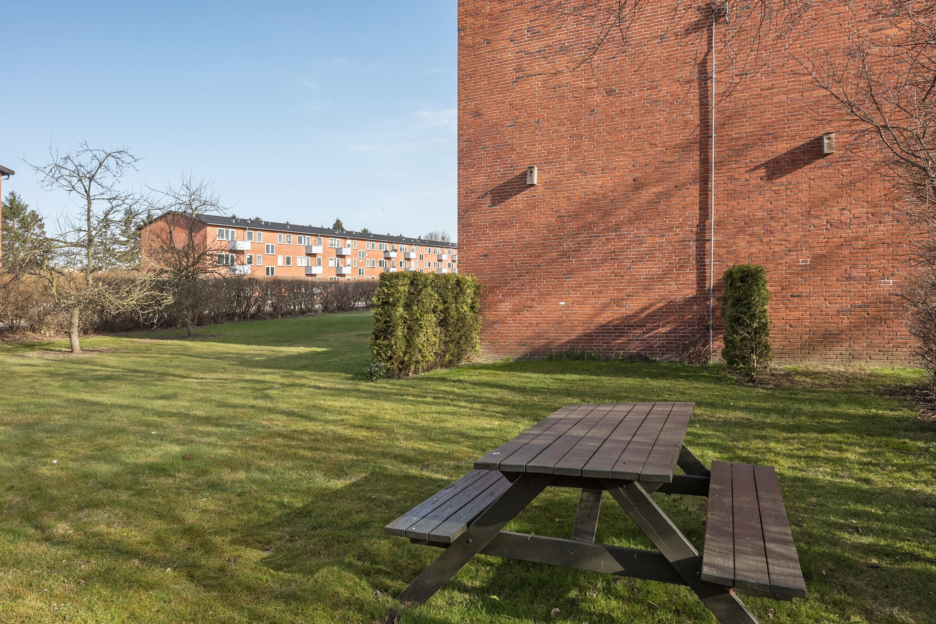 Fremhævet ejendommen billede i fuldskærmstilstand. Billede af Hedekæret 32, st.. tv., 2640 Hedehusene