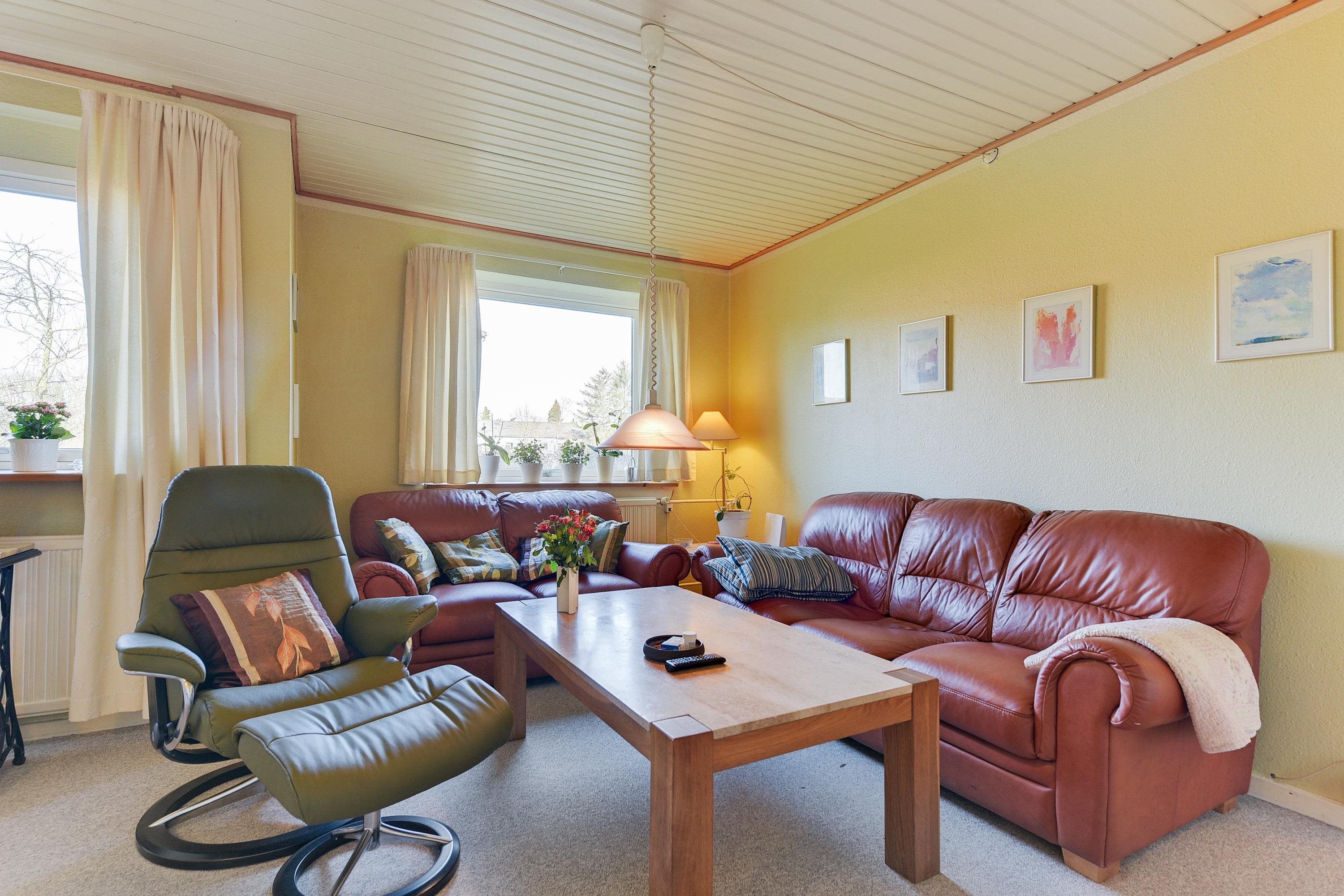 Fremhævet stue billede i fuldskærmstilstand. Billede af Hedekæret 32, st.. tv., 2640 Hedehusene