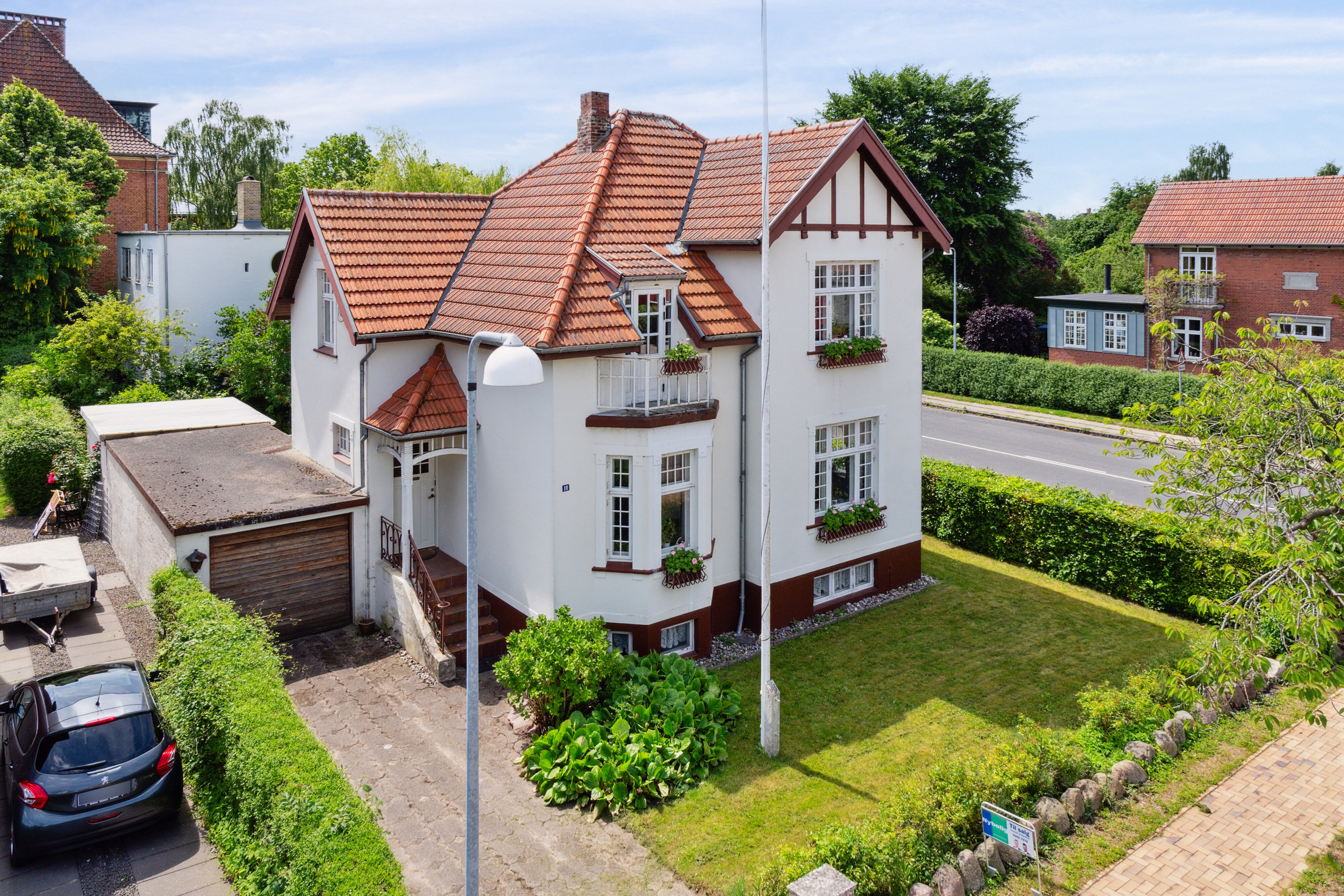 Fremhævet set fra vejen billede i fuldskærmstilstand. Billede af Ny Kongevej 10, 5000 Odense C