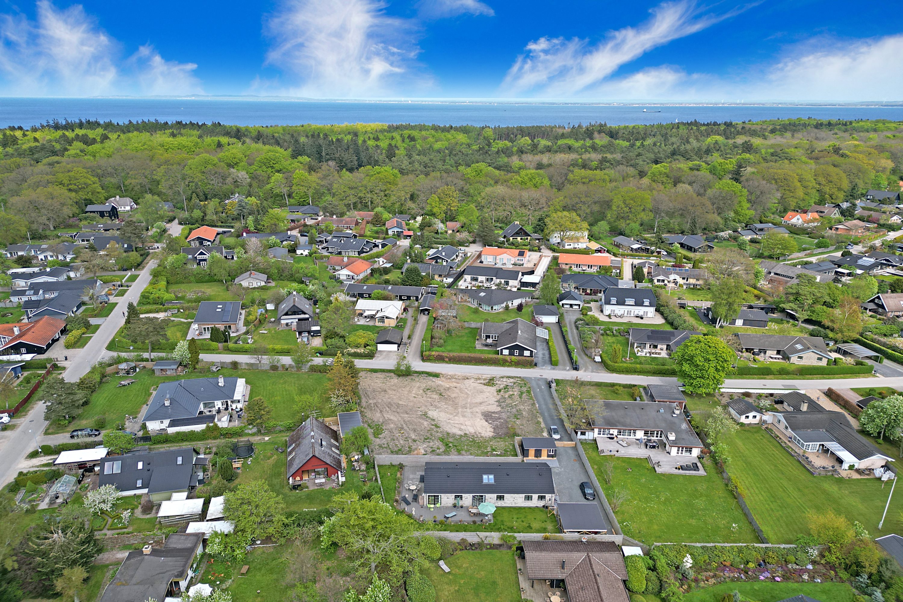 Fremhævet luftfoto billede i fuldskærmstilstand. Billede af Solvej 4A, 3100 Hornbæk