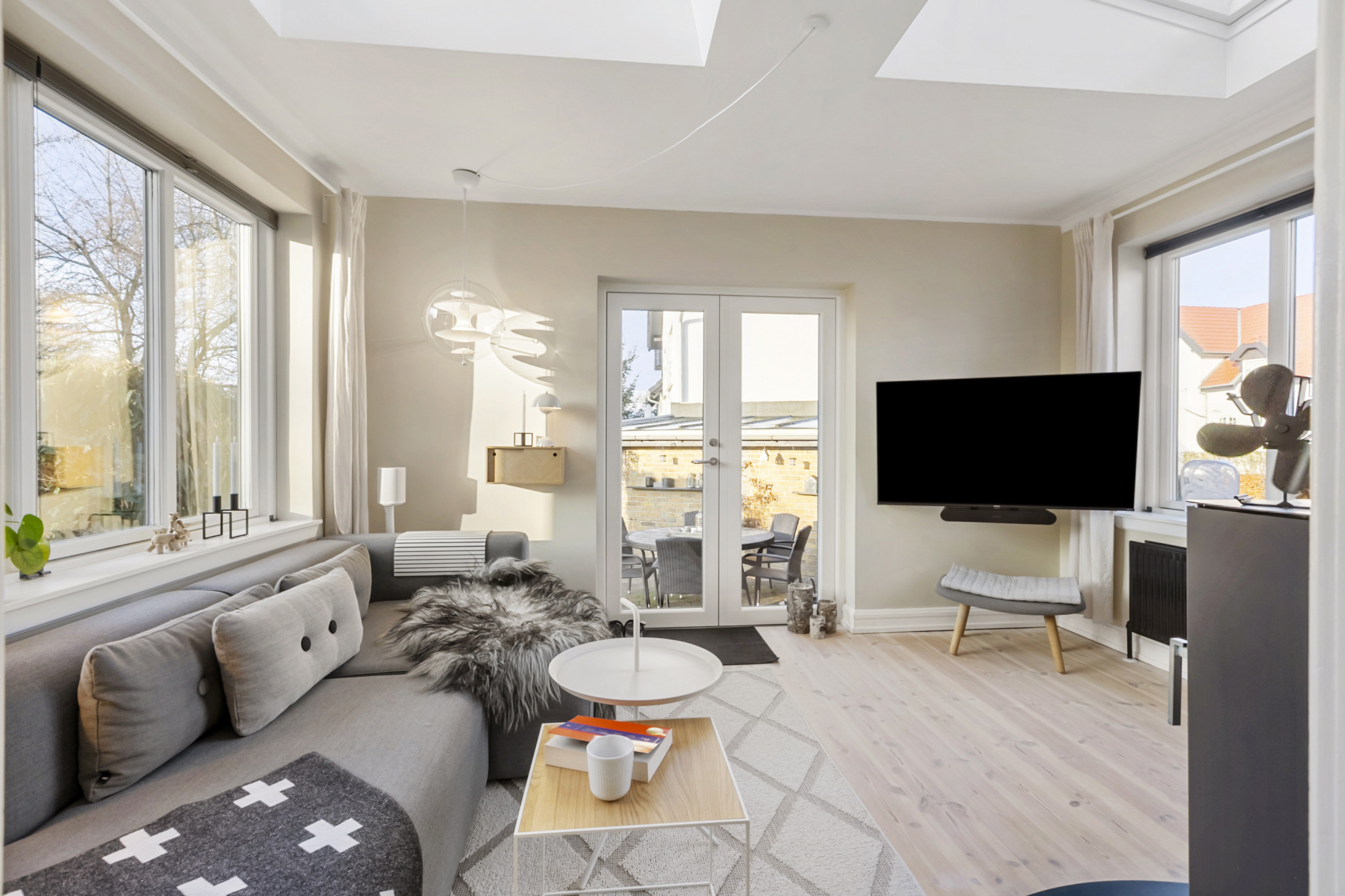 Fremhævet stue billede i fuldskærmstilstand. Billede af Jørgensgård 30, 6200 Aabenraa