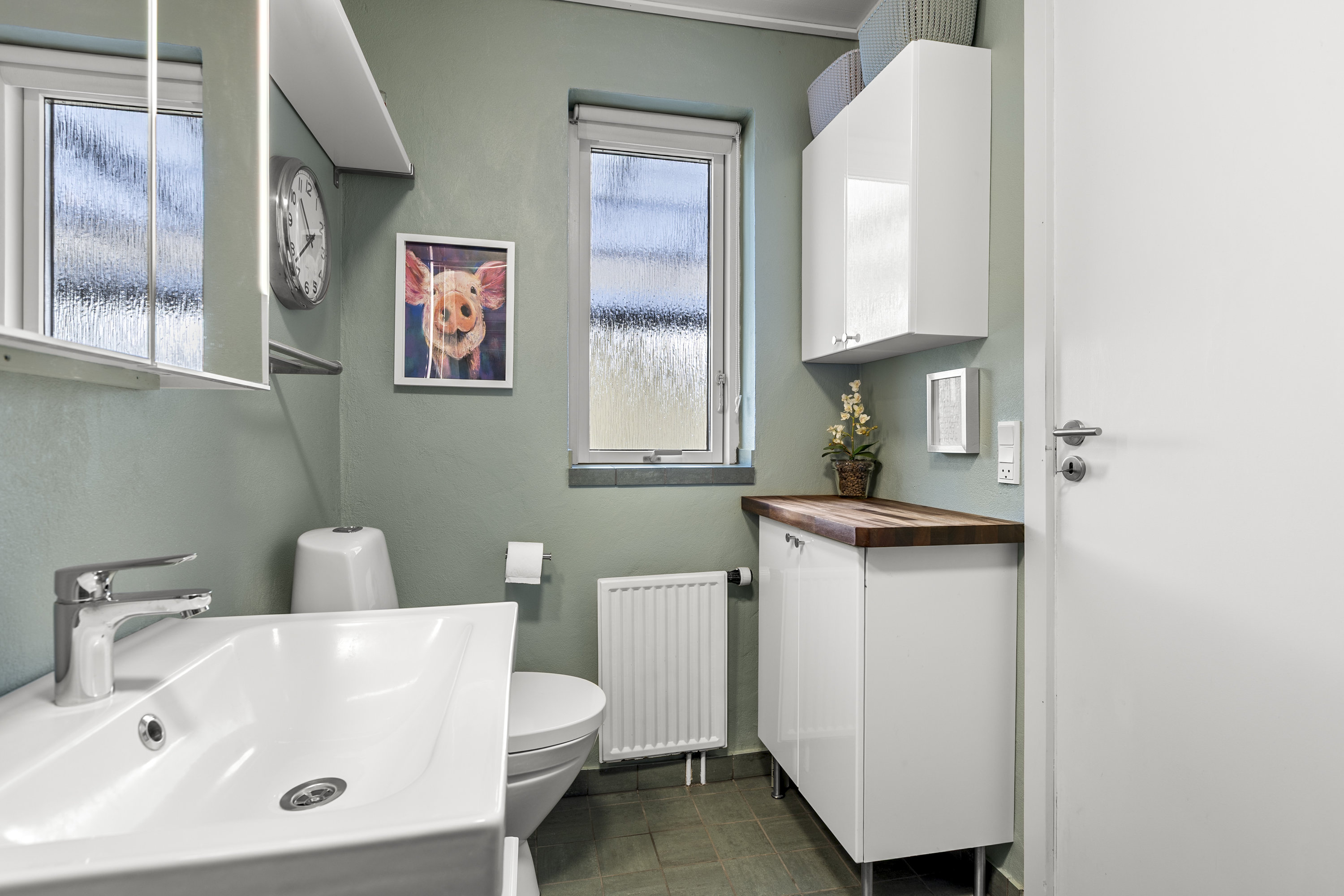 Fremhævet badeværelse billede i fuldskærmstilstand. Billede af Møllegårdsvej 123A, 4295 Stenlille